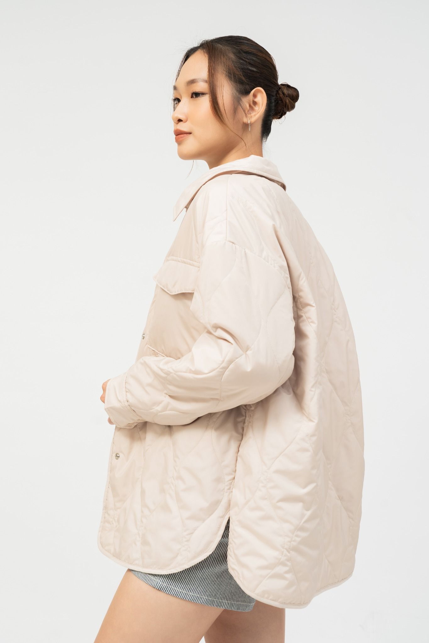  Áo khoác nữ lót bông túi ngực 