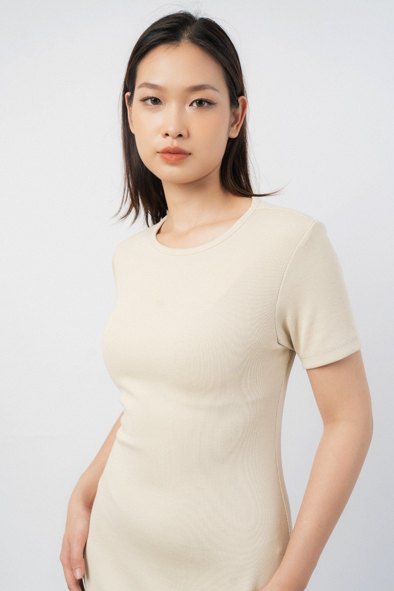  Váy cổ tròn dáng dài vải rib 