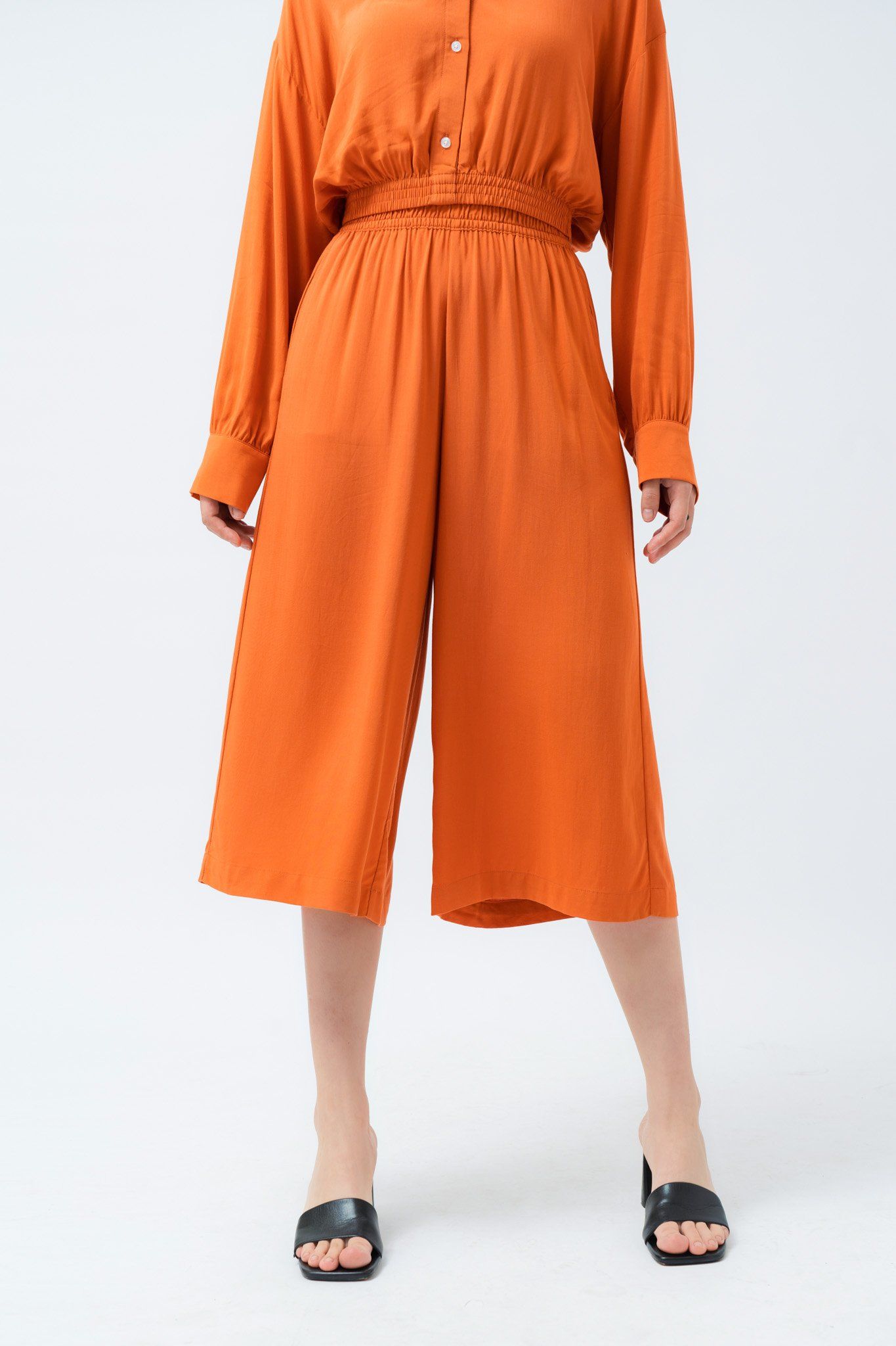  Quần culotte nữ cạp chun 