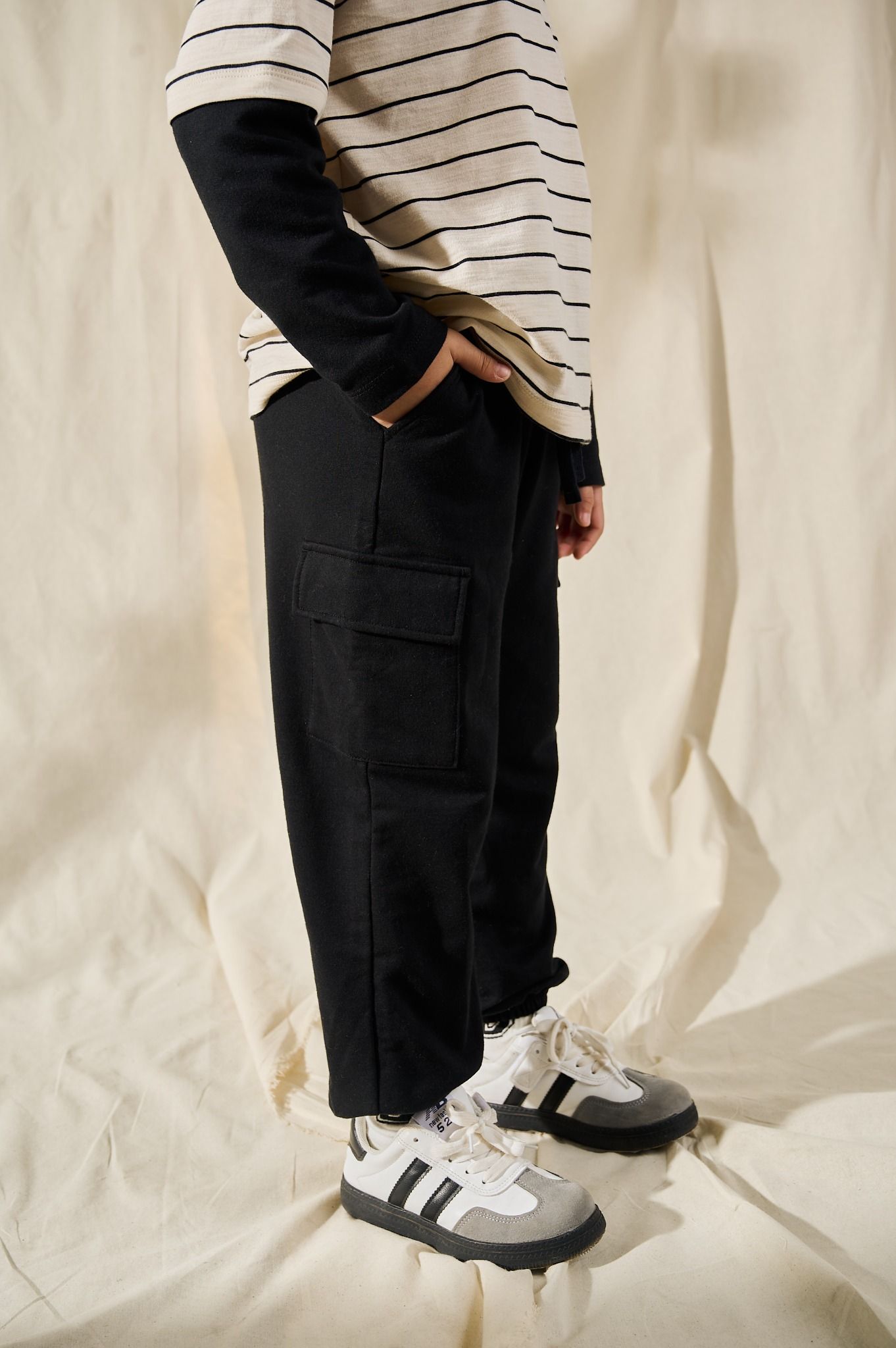  Quần nỉ jogger cargo bé trai 