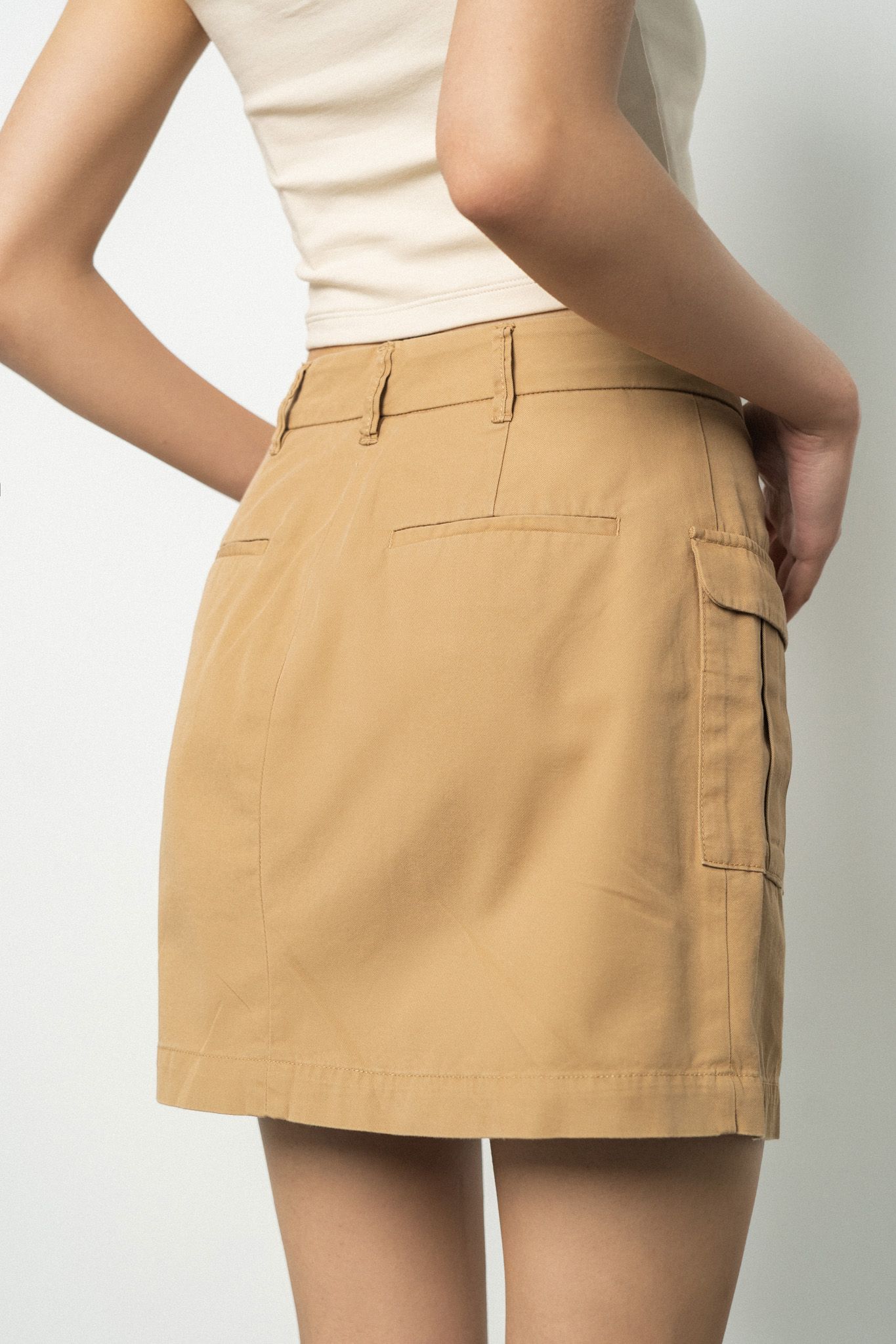  Chân váy mini túi hộp vải twill 
