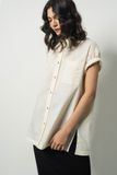  Áo sơ mi nữ ngắn tay dáng rộng túi ngực 