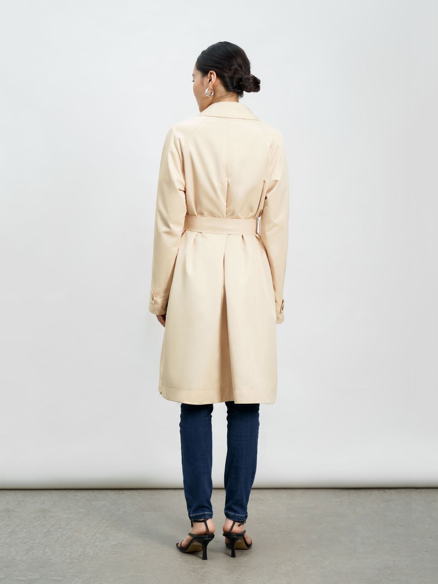  Áo trench coat nữ dáng rộng 