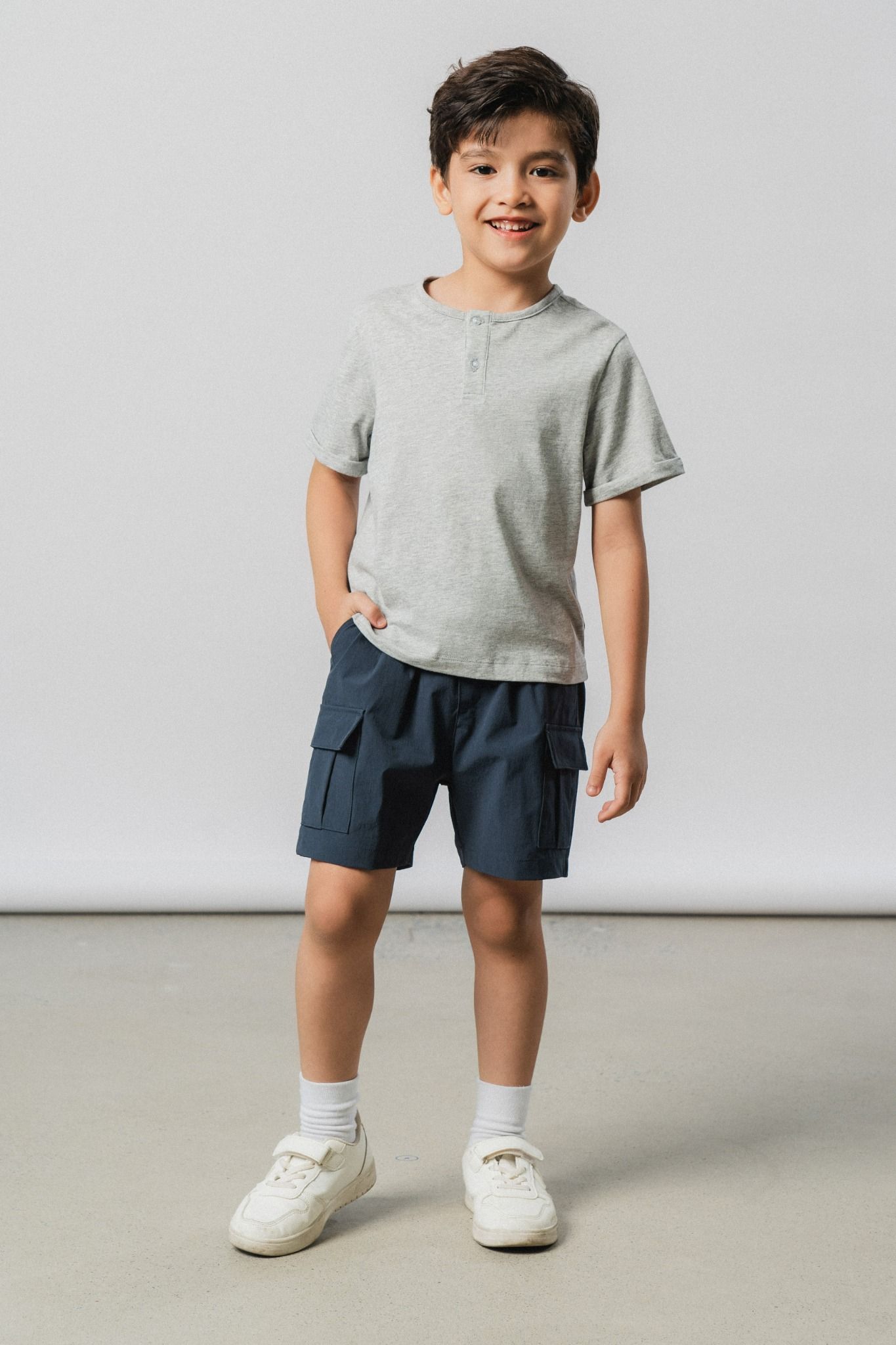  Quần shorts túi hộp bé trai vải gió 