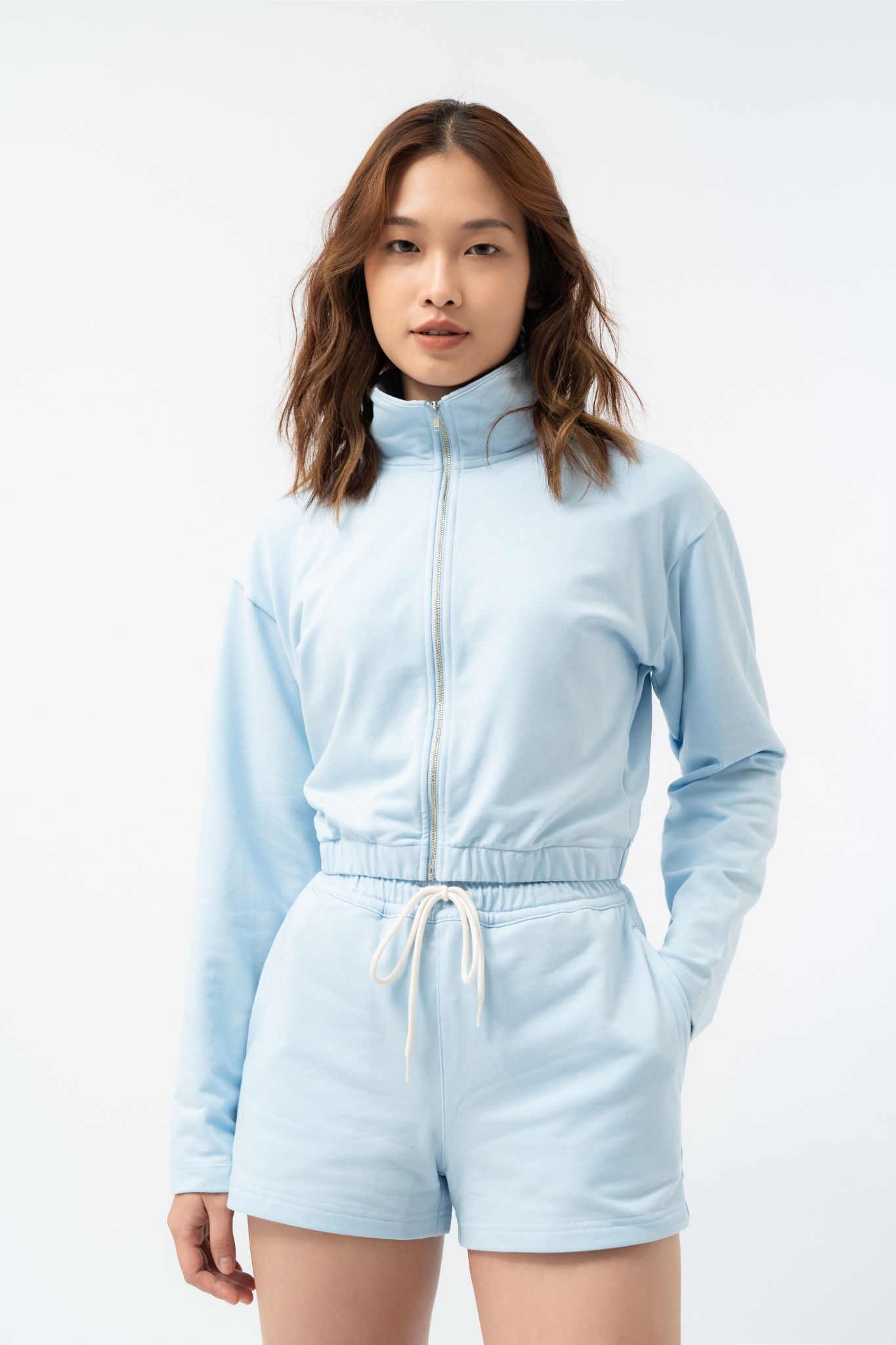  Áo khoác nữ kéo khóa cổ cao dáng ngắn 