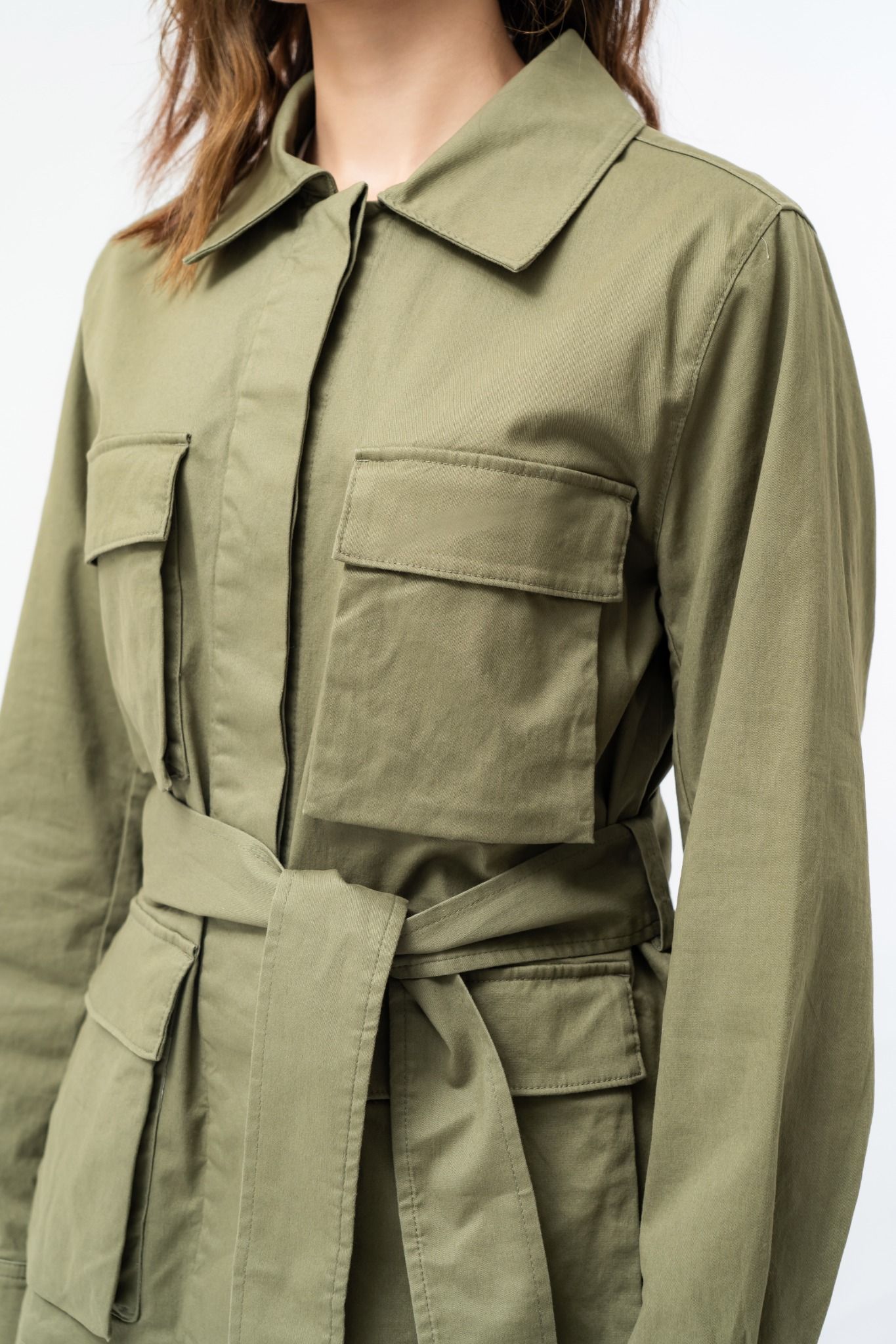  Áo khoác nữ vải khaki túi hộp 