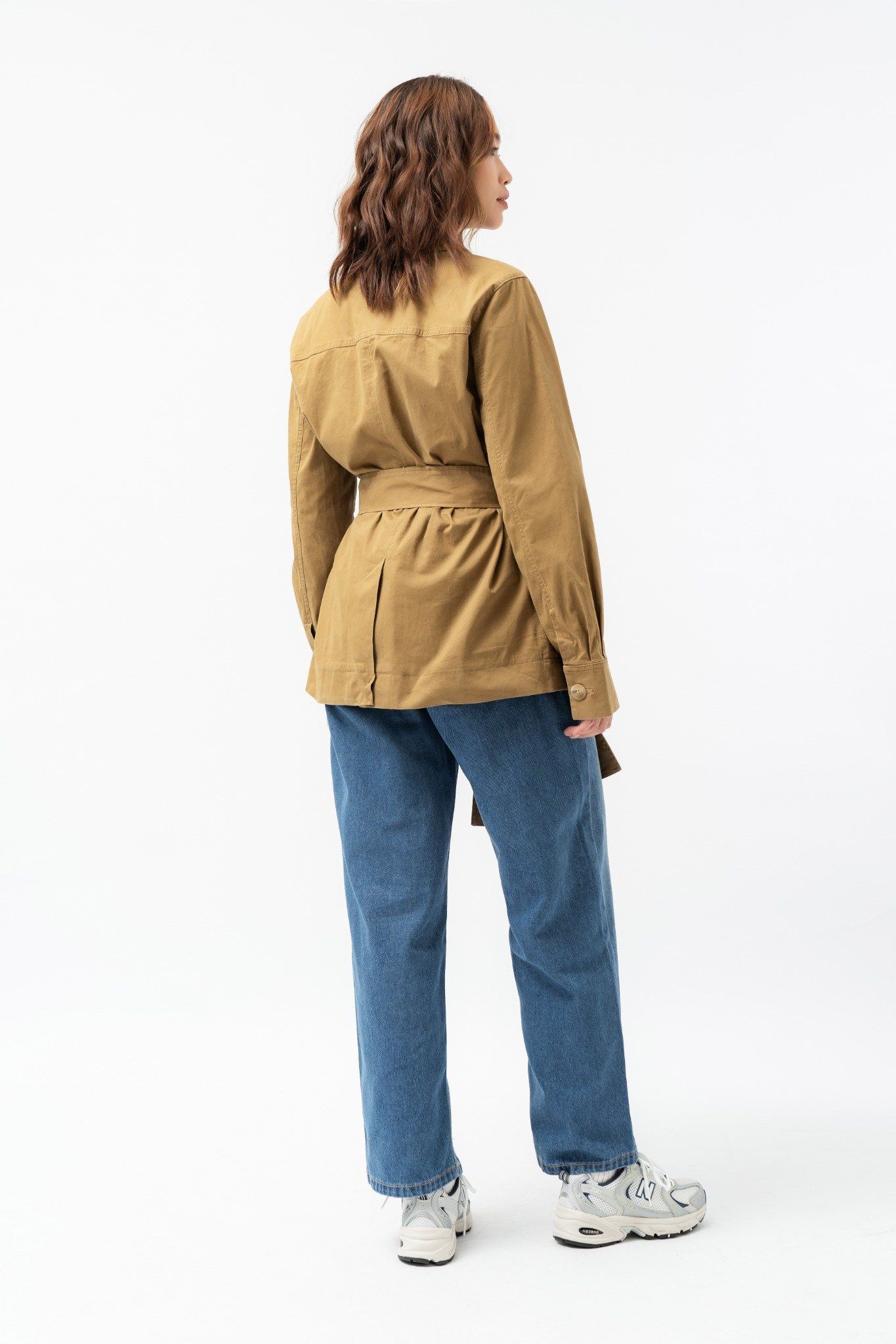  Áo khoác nữ vải khaki túi hộp 