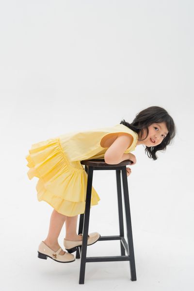  Đầm bé gái poplin không tay kiểu peplum 