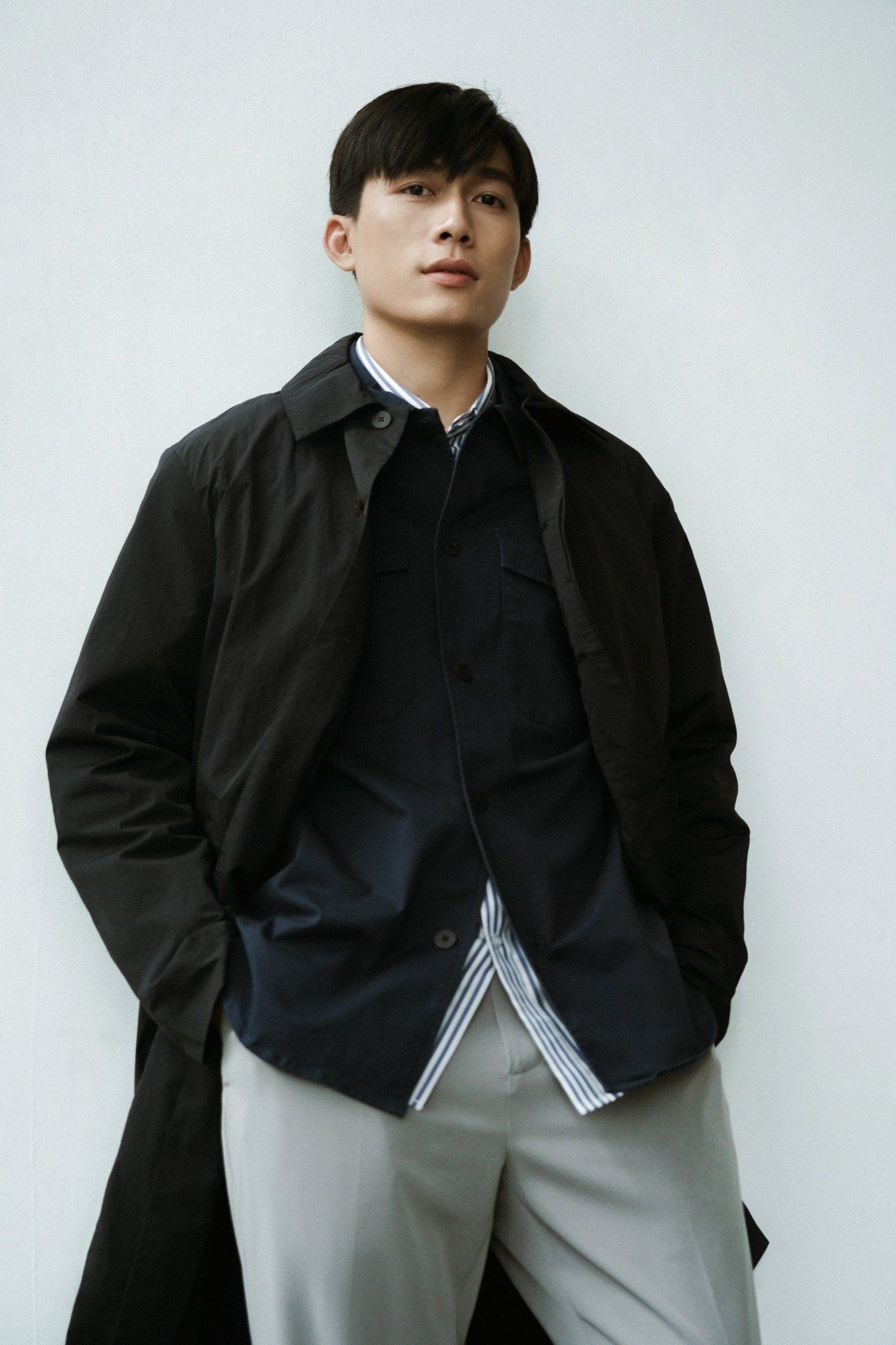  Áo khoác nam dáng dài kháng nước 