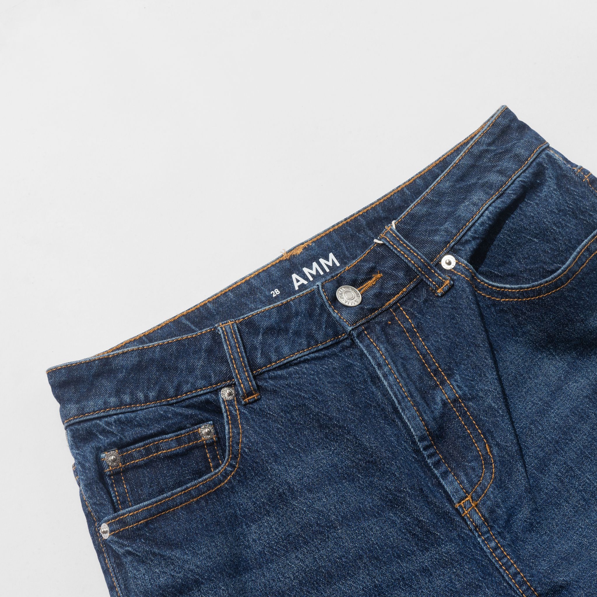  Quần Jean nữ dáng slim straight 