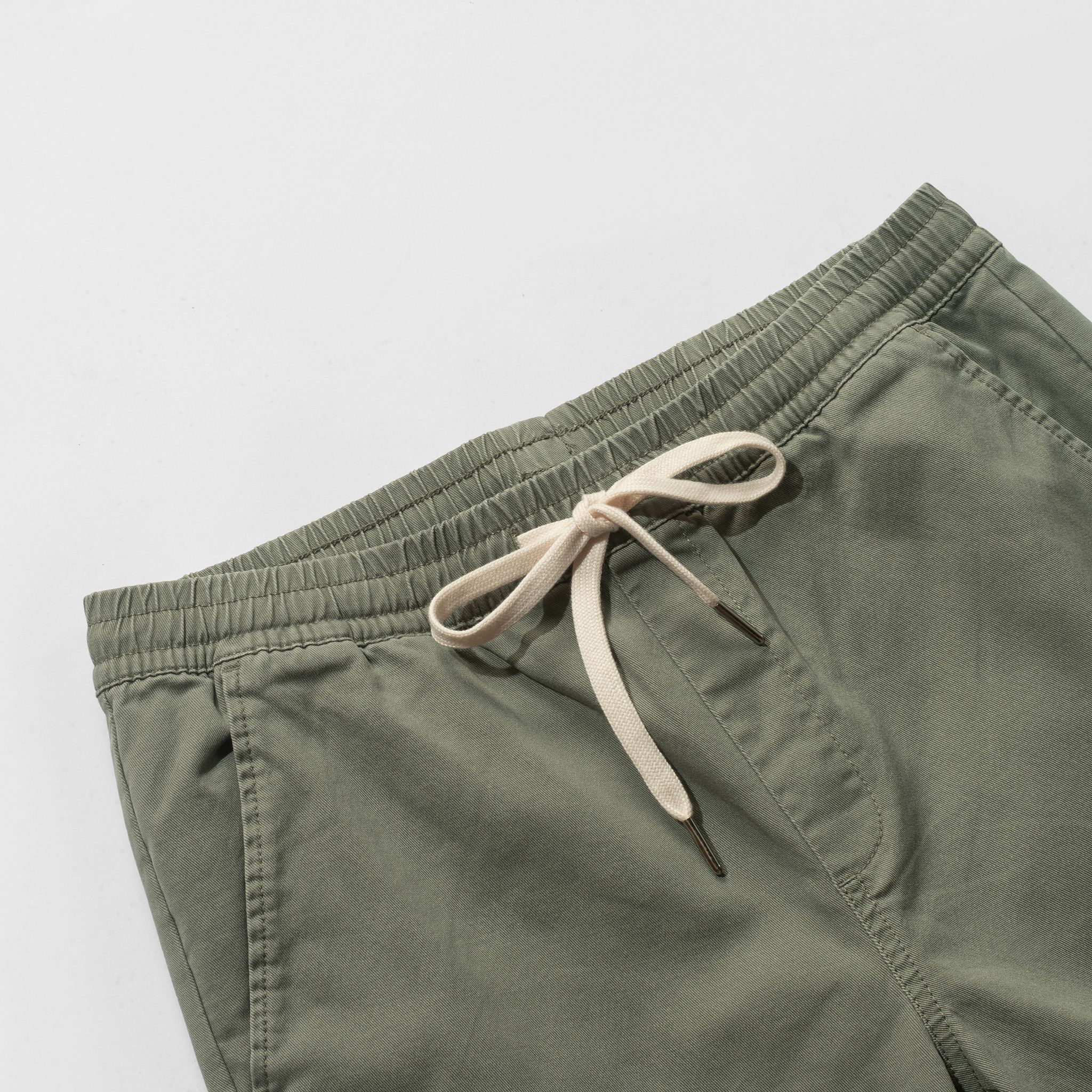 Quần nam khaki dáng regular 