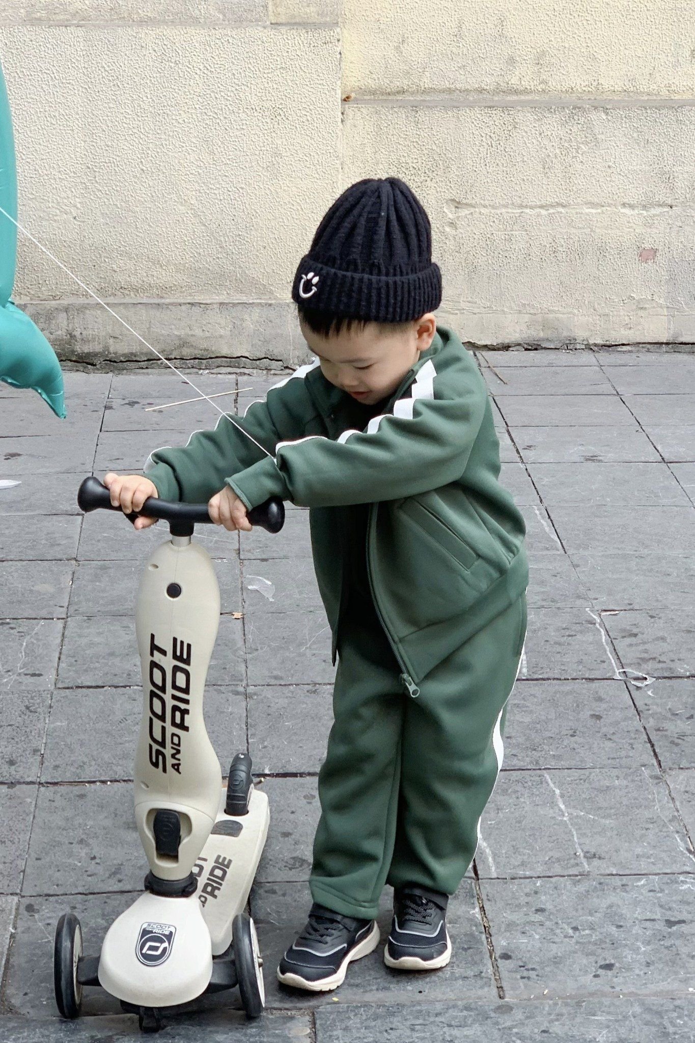  Áo khoác unisex trẻ em phối dây dệt in typo 