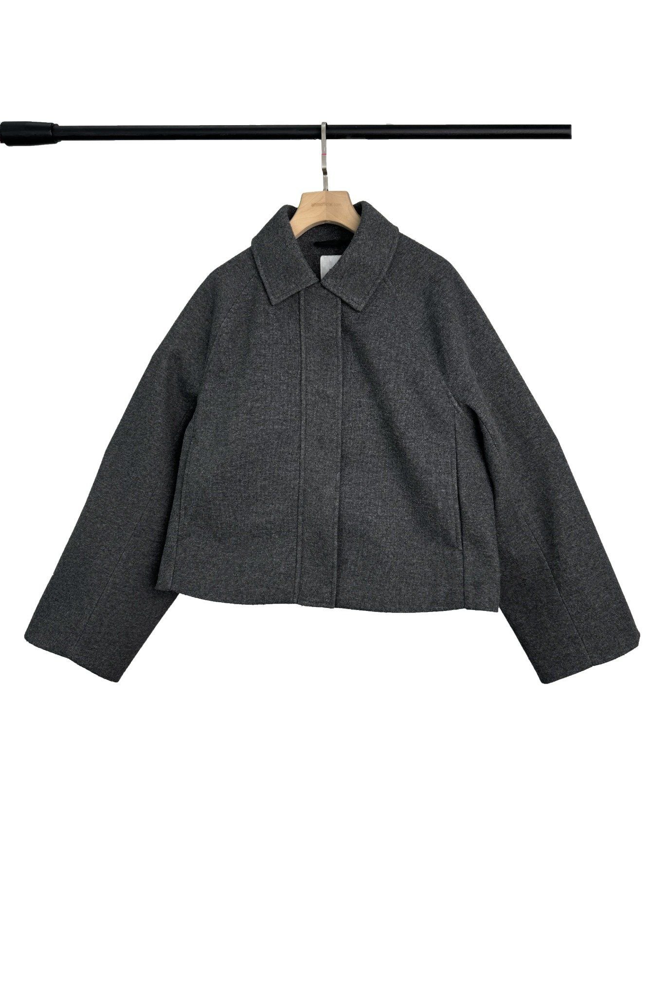  Áo khoác nữ dáng Boxy Crop vải dạ 