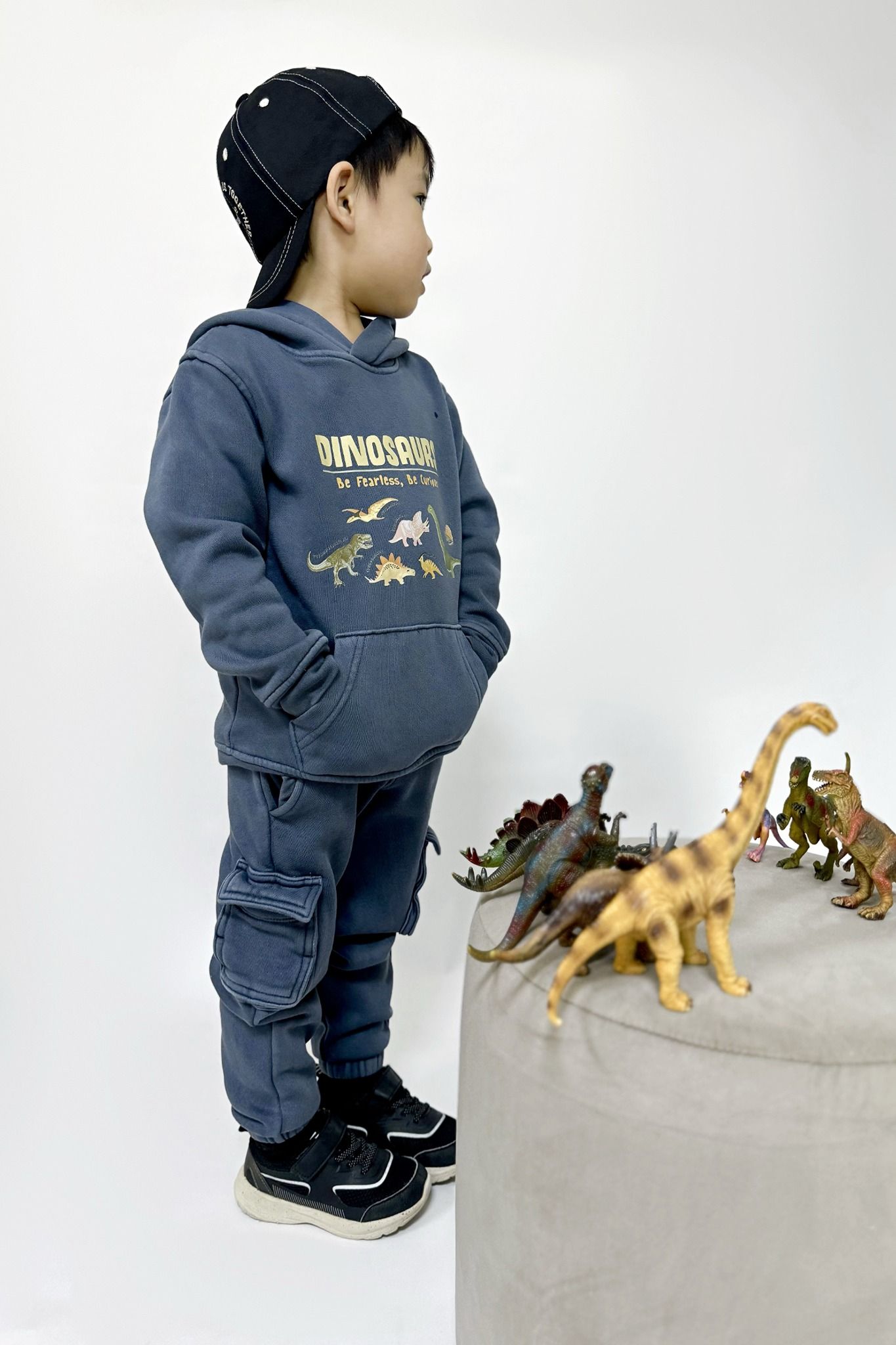  Bộ quần áo bé trai vải nỉ in họa tiết khủng long 