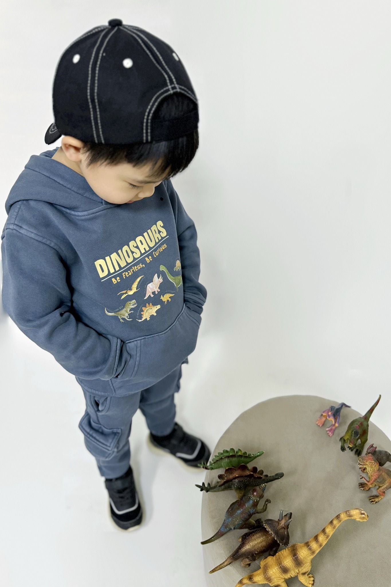  Bộ quần áo bé trai vải nỉ in họa tiết khủng long 