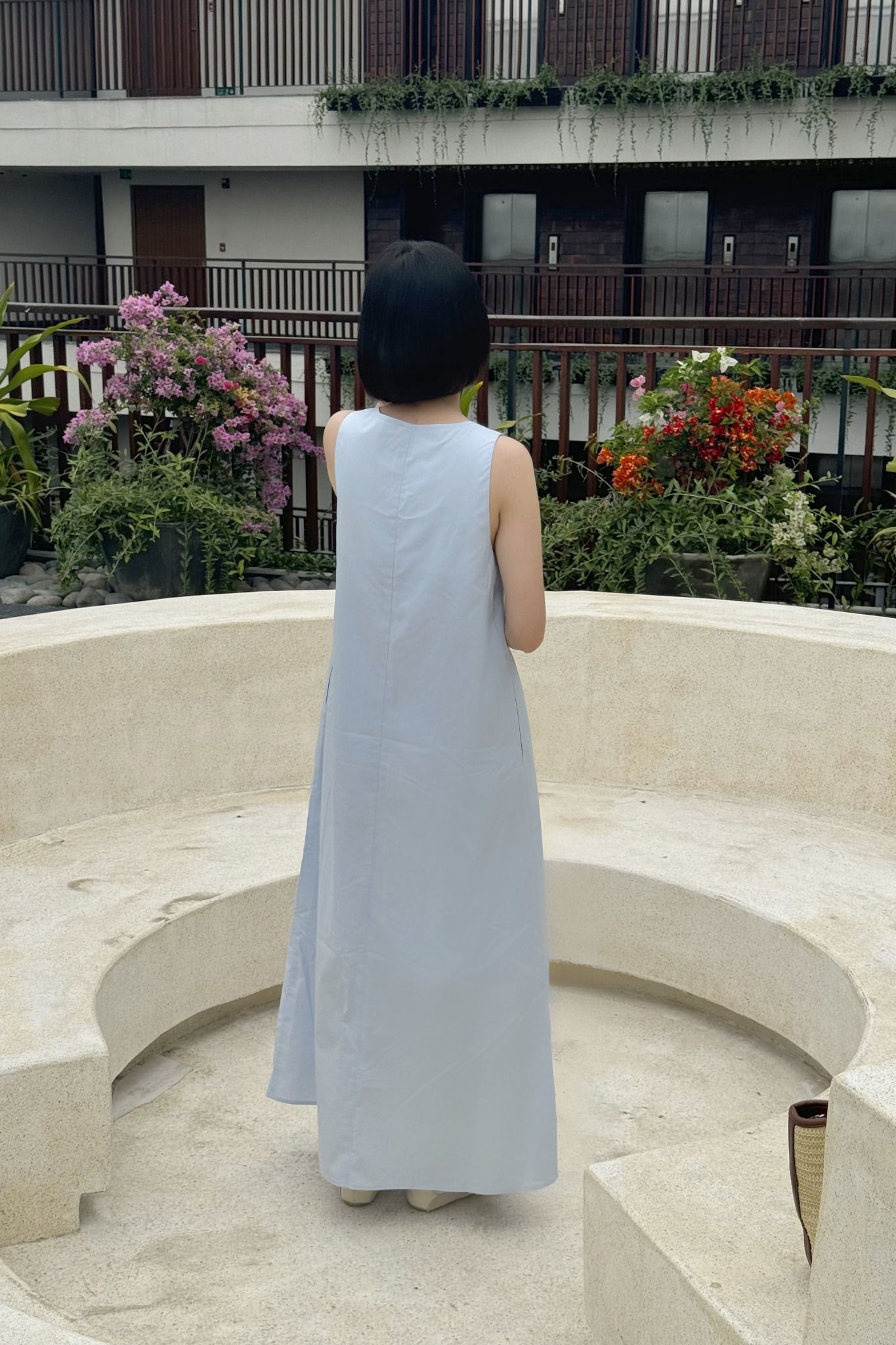  Váy hai dây Midi Nữ chi tiết nơ nhỏ vải Poplin 