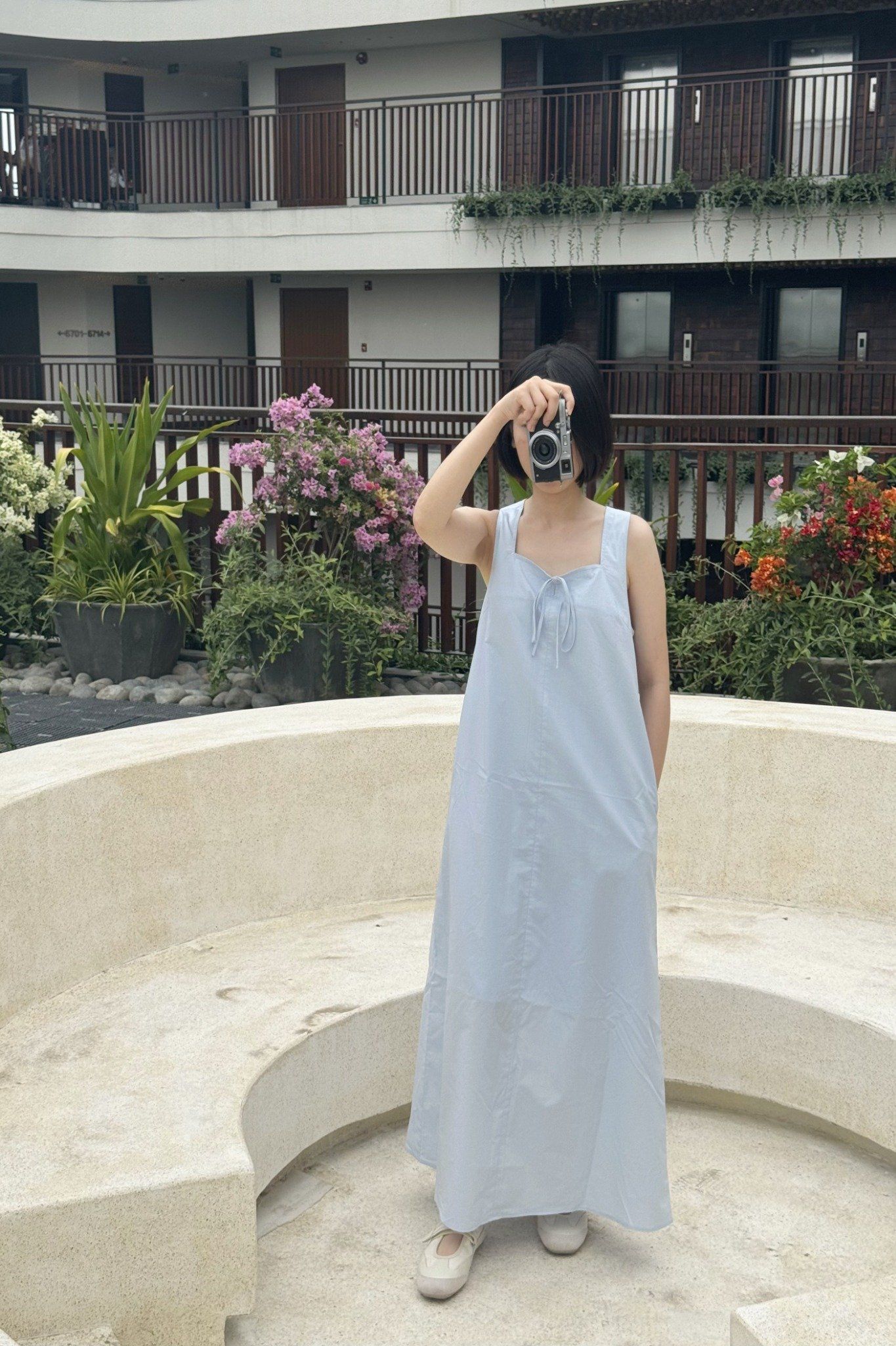 Váy hai dây Midi Nữ chi tiết nơ nhỏ vải Poplin 