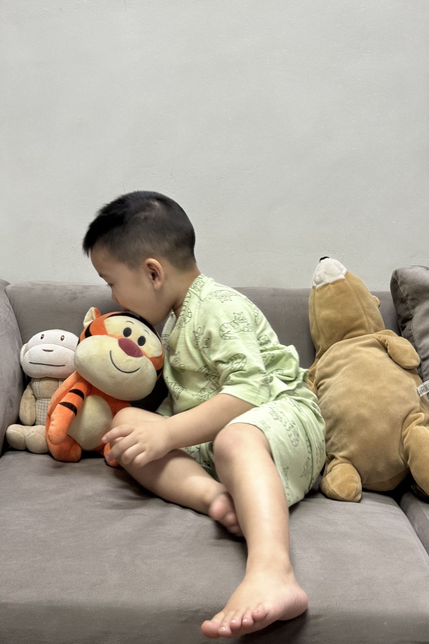  Bộ quần áo Unisex trẻ em vải single dáng lửng họa tiết 
