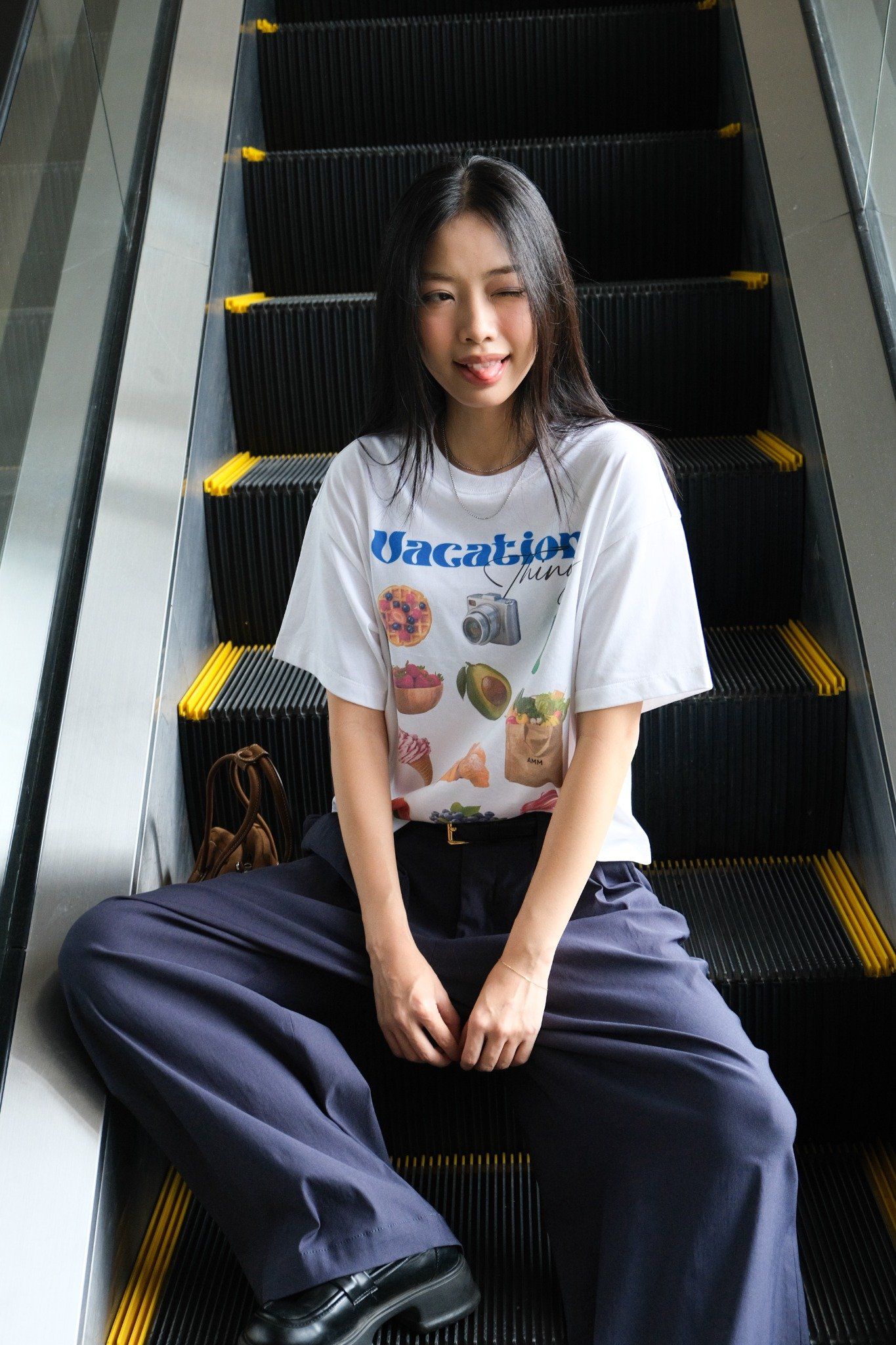 Áo phông Nữ in họa tiết Vacation things dáng Boxy 