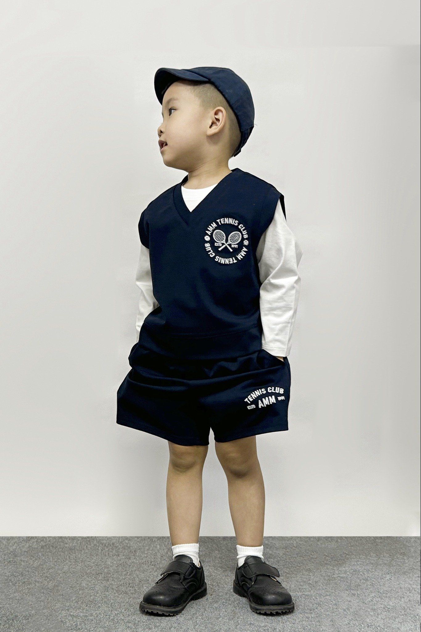  Bộ quần áo gilet bé trai ba chi tiết thêu chữ 