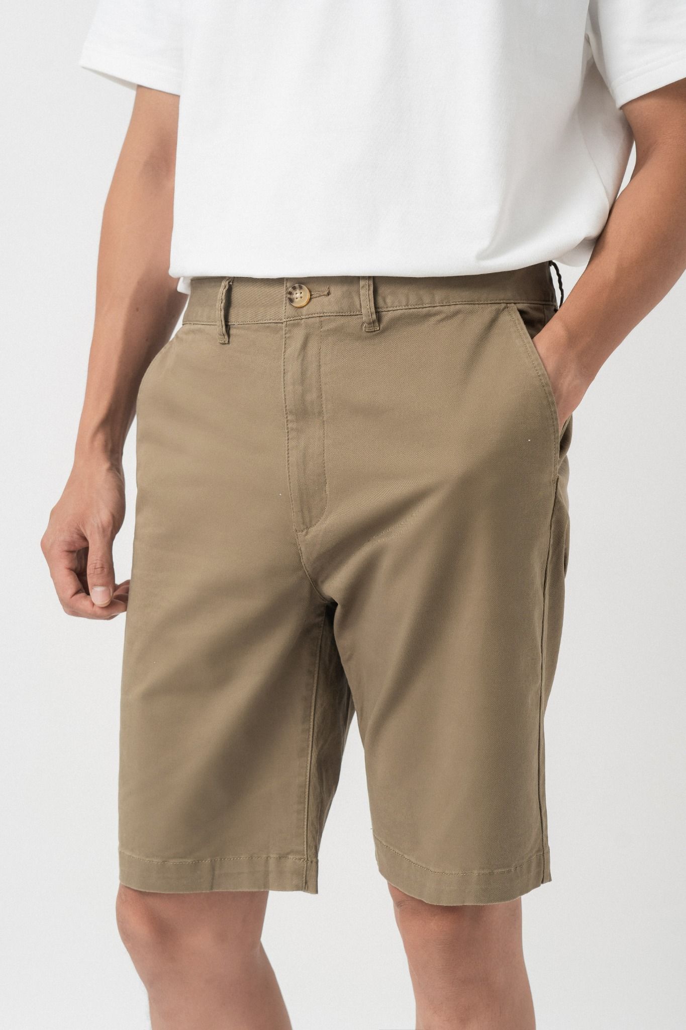  Quần shorts nam vải khaki dáng ôm RC 