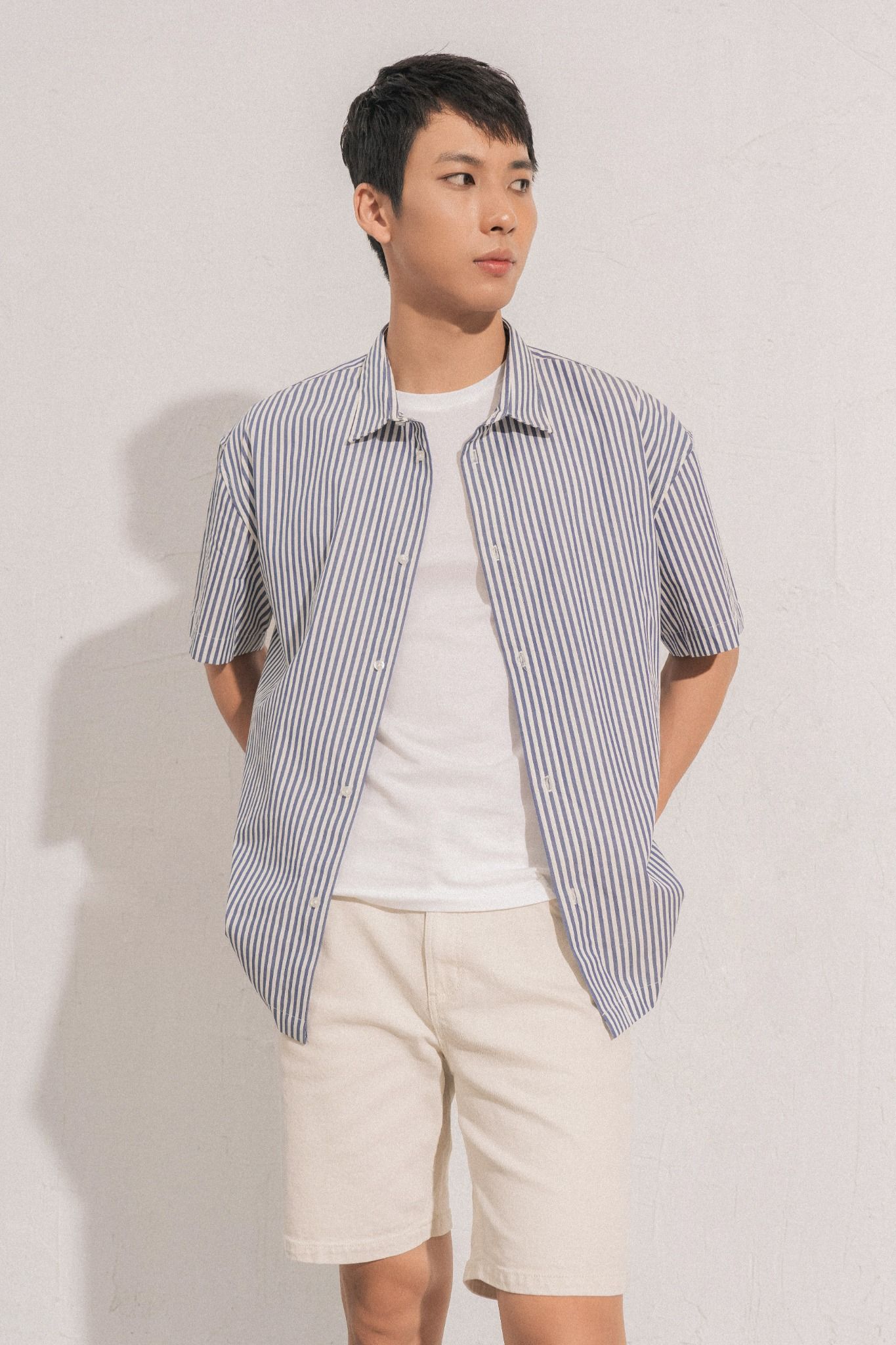  Quần shorts denim nam nhuộm màu dáng Slim 