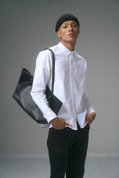  Áo sơ mi nam vải Oxford dáng regular 