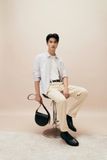  Áo sơ mi nam vải Oxford dáng regular 