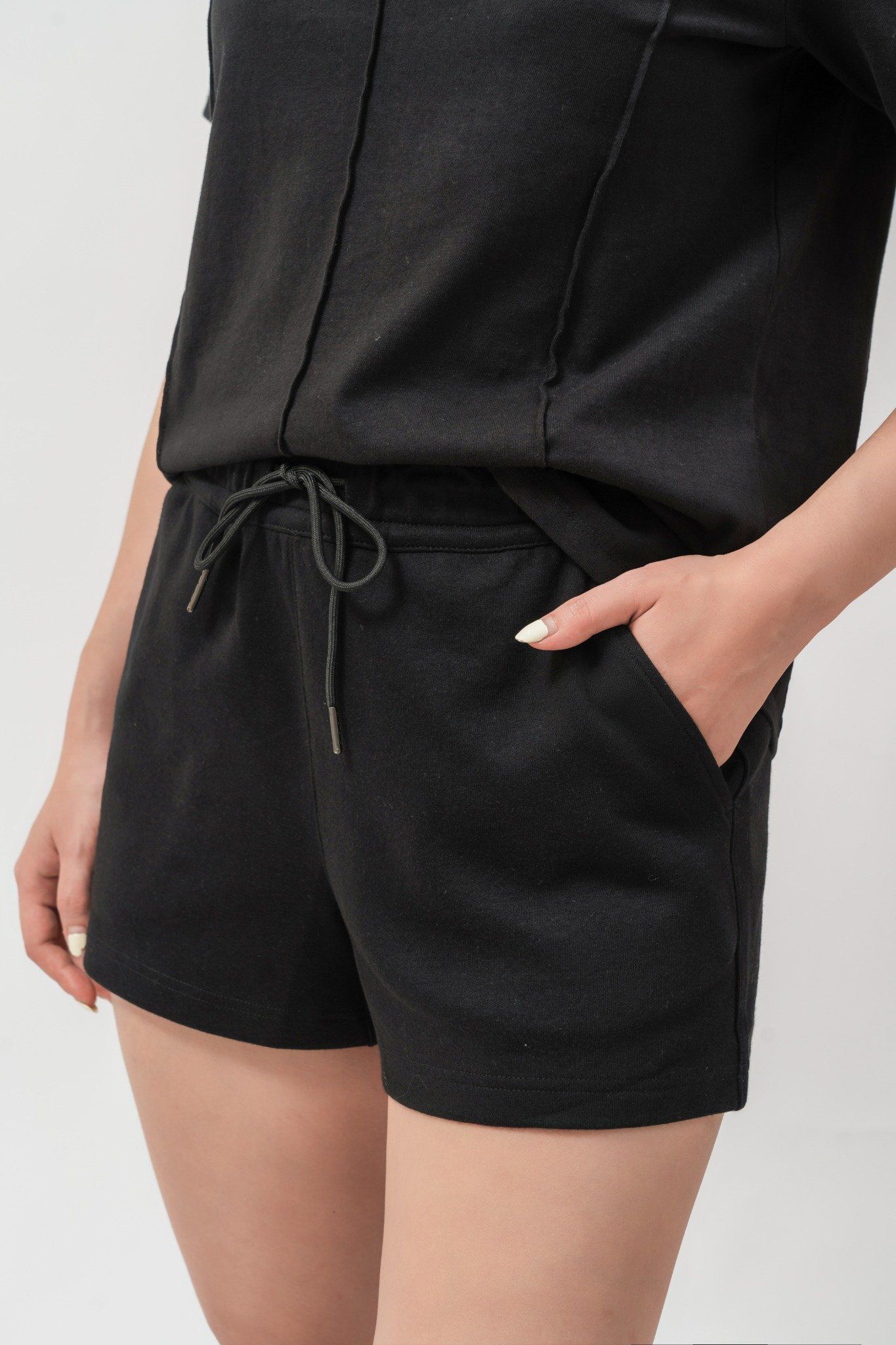  Quần shorts thể thao nữ 