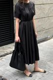  Đầm nữ xếp ly vải poplin 