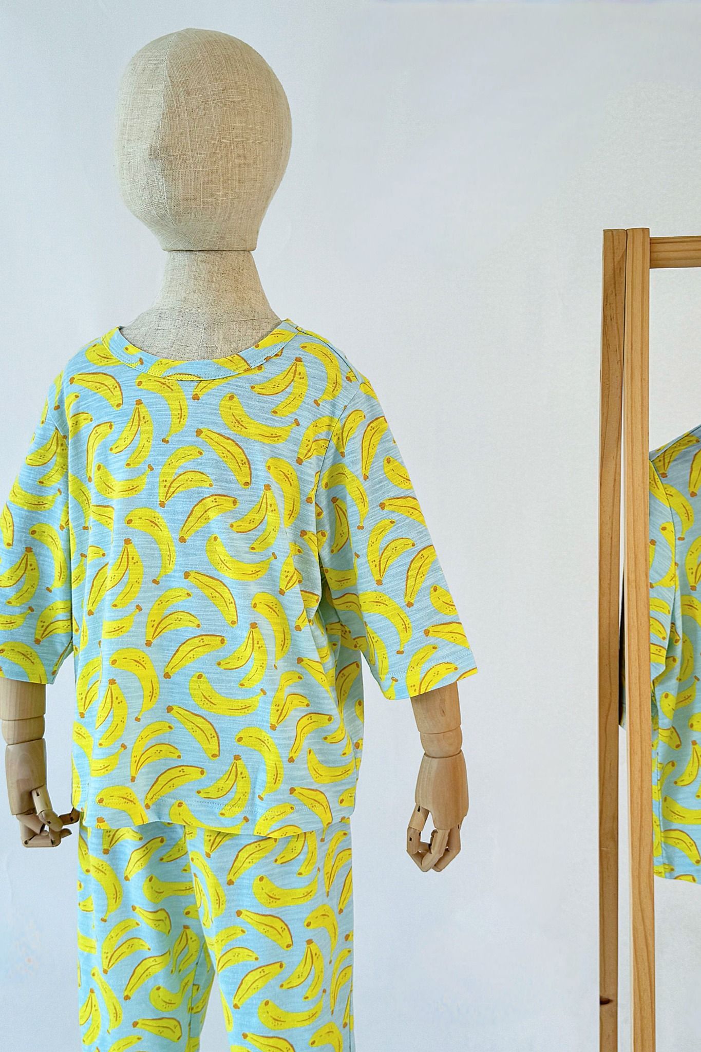  Bộ quần áo Unisex trẻ em vải single dáng lửng họa tiết 