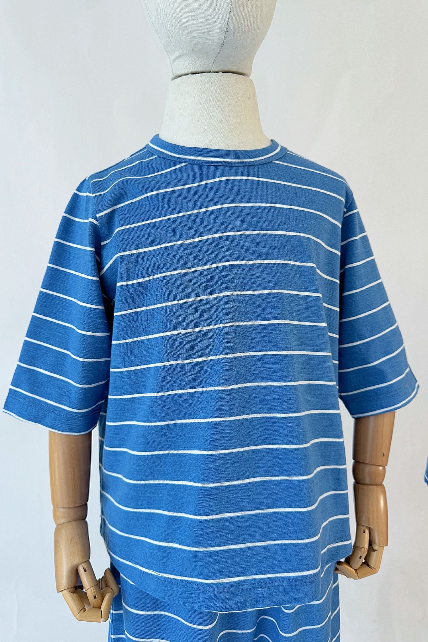  Bộ quần áo Unisex trẻ em vải single dáng lửng họa tiết 