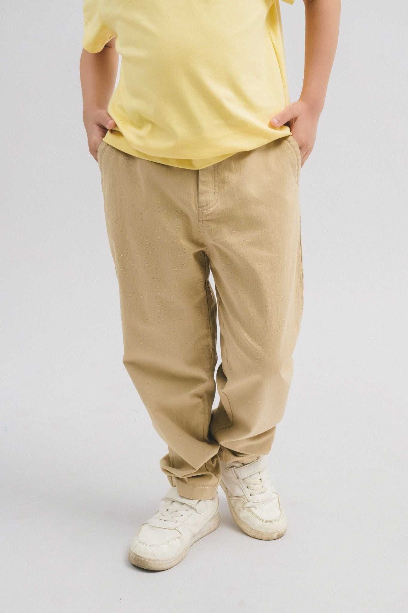  Quần dài bé trai vải khaki cạp chun 