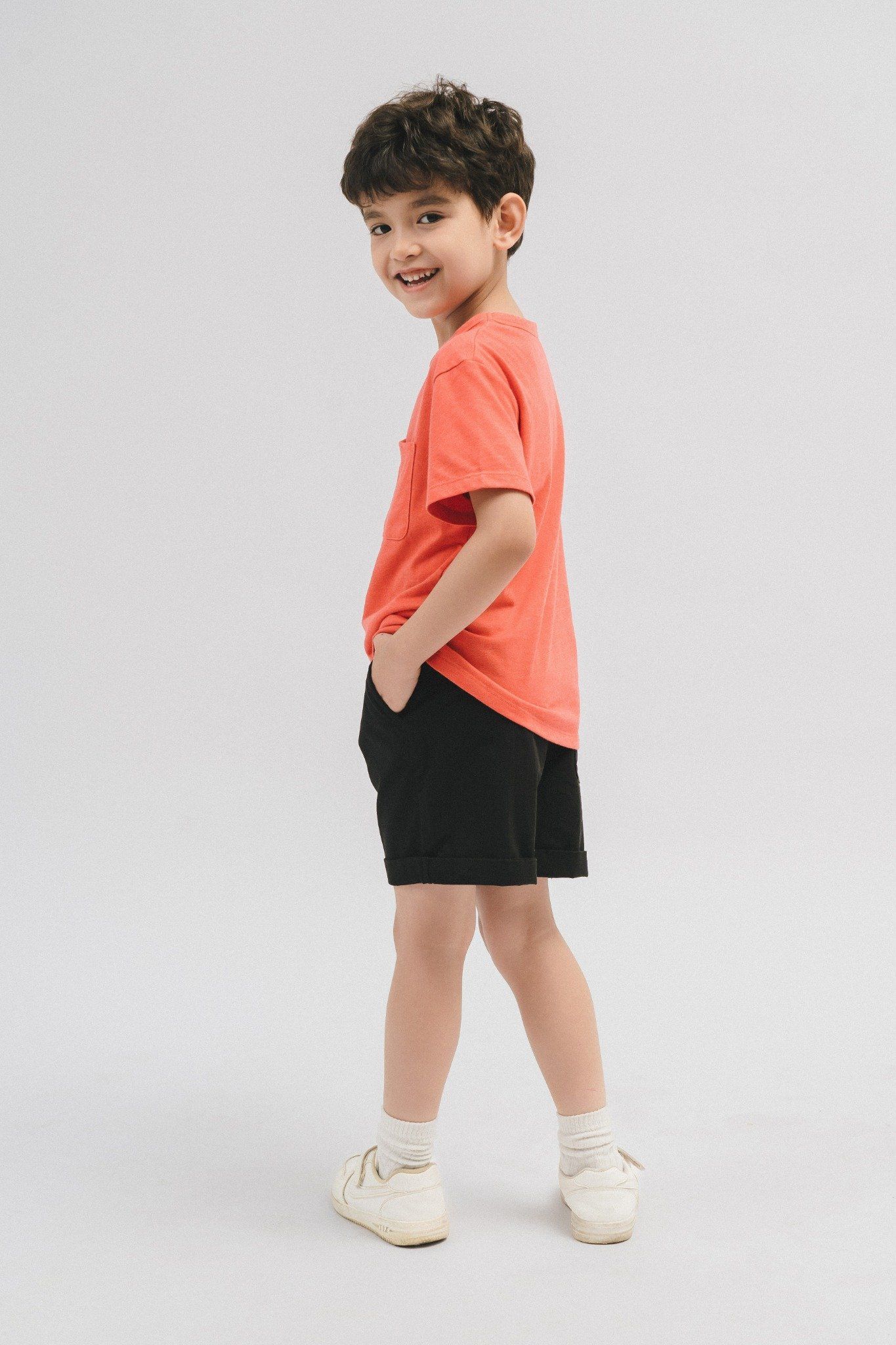  Quần shorts bé trai khaki cạp chun 