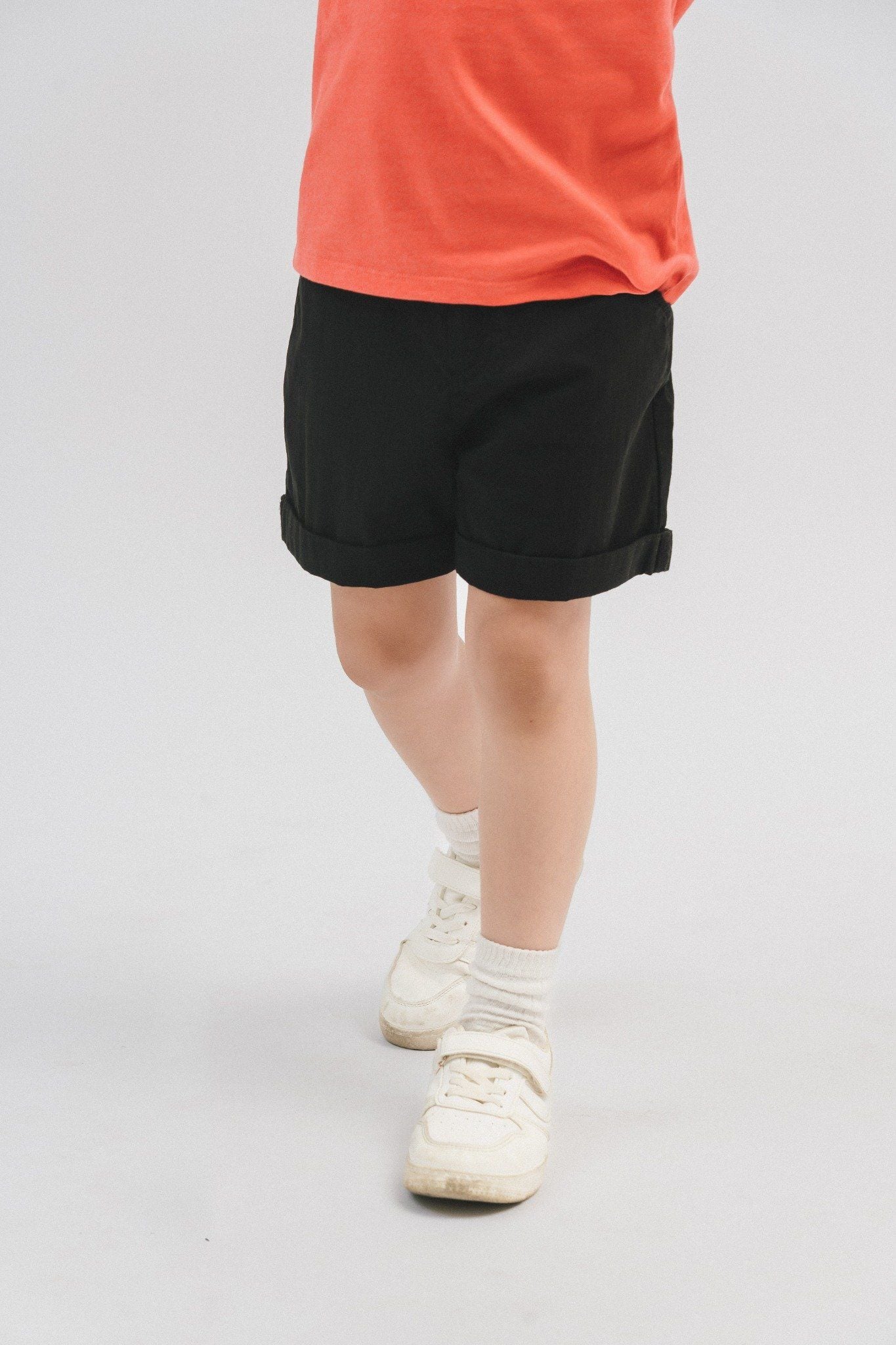  Quần shorts bé trai khaki cạp chun 