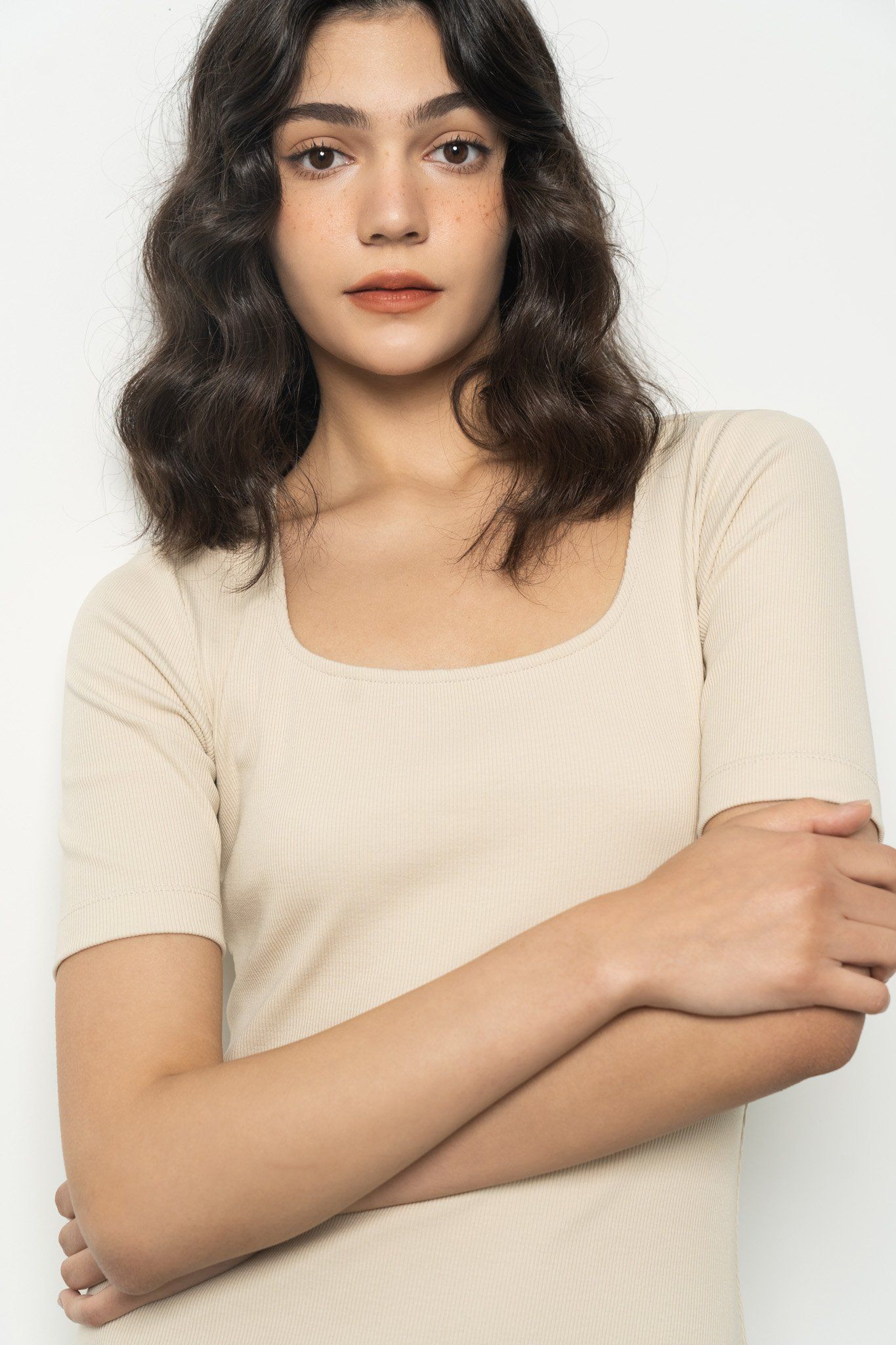  Váy cổ vuông vải rib 