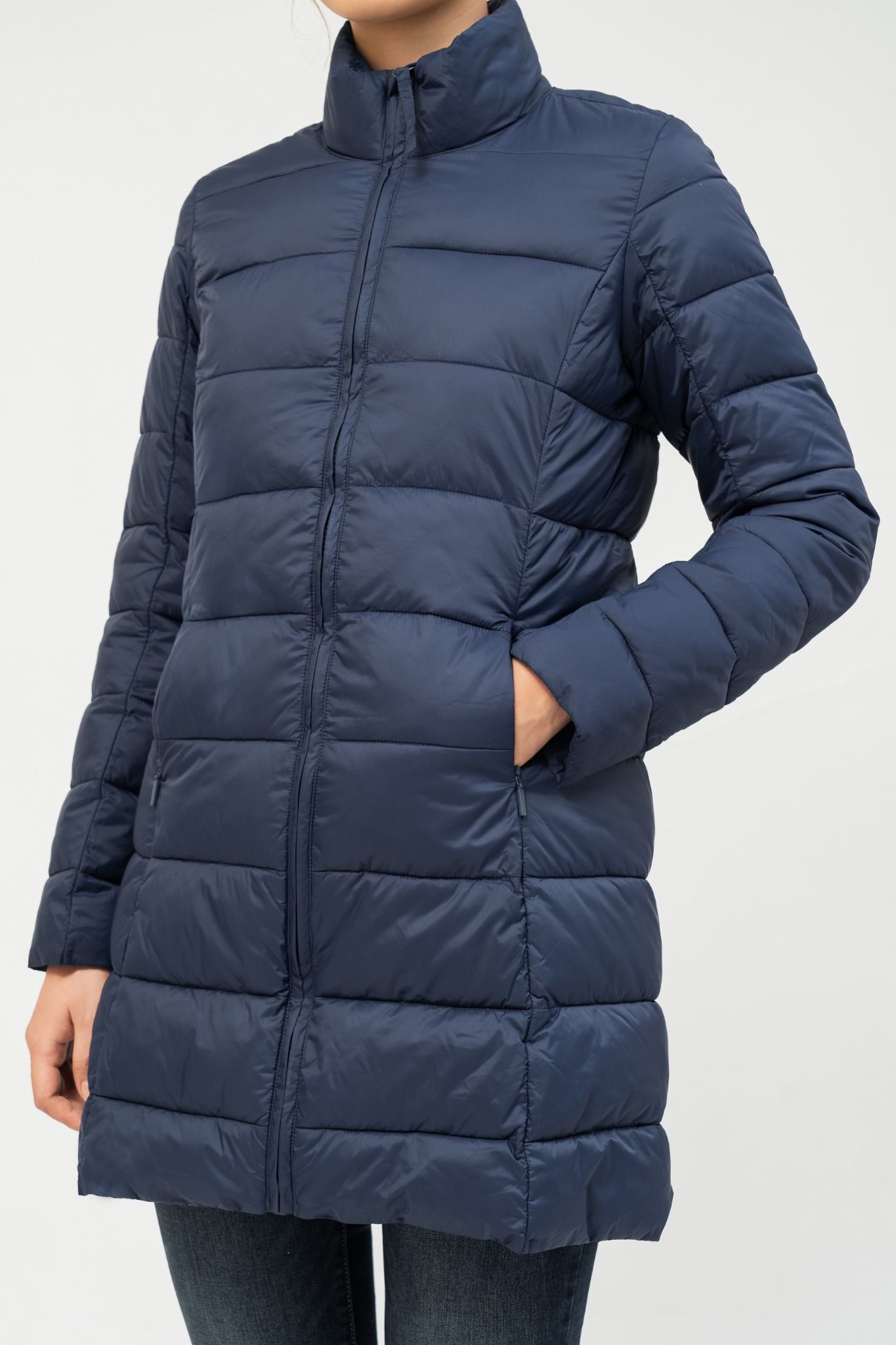  Áo khoác nữ chần bông dáng dài 