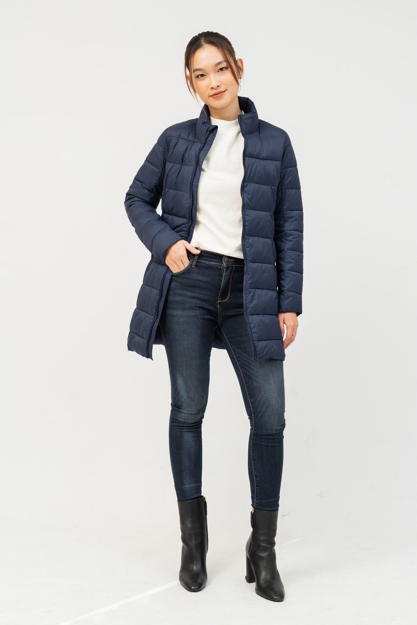  Áo khoác nữ chần bông dáng dài 