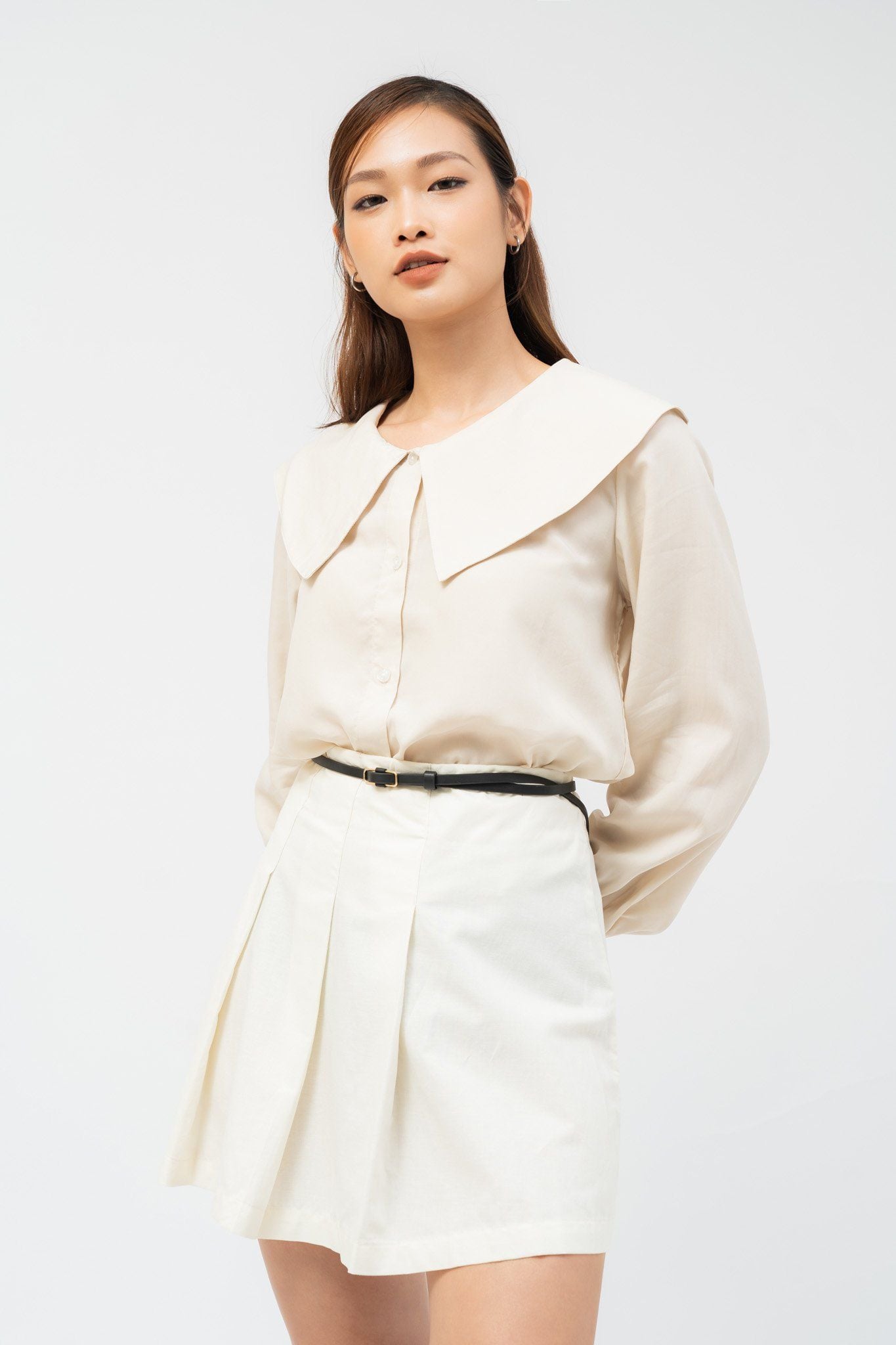  Áo sơ mi nữ tay bồng cổ rộng vải tencel 