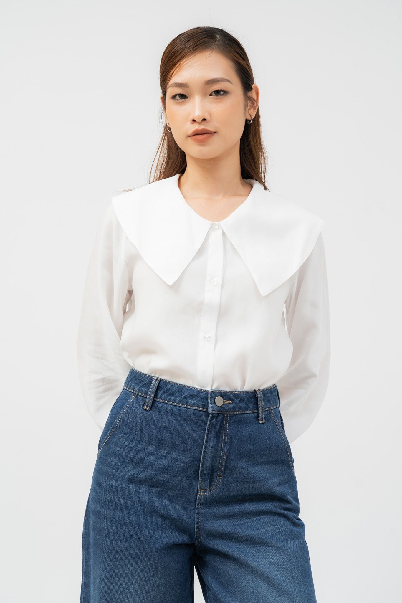  Áo sơ mi nữ tay bồng cổ rộng vải tencel 