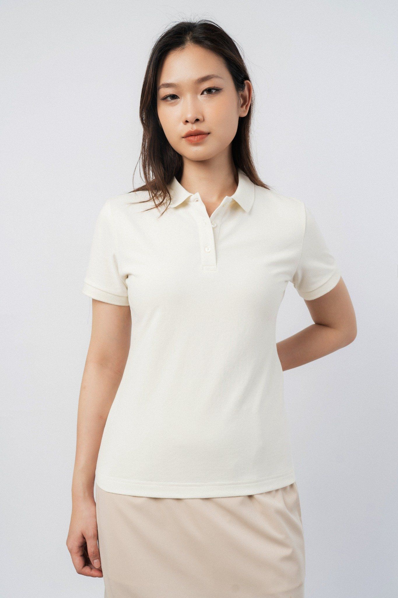  Áo polo nữ dáng ôm vải pique 