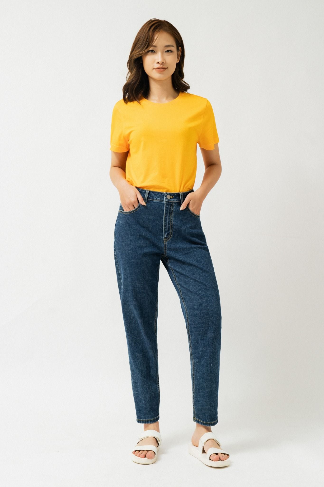  Áo phông nữ ngắn tay dáng vừa vải cotton hữu cơ 