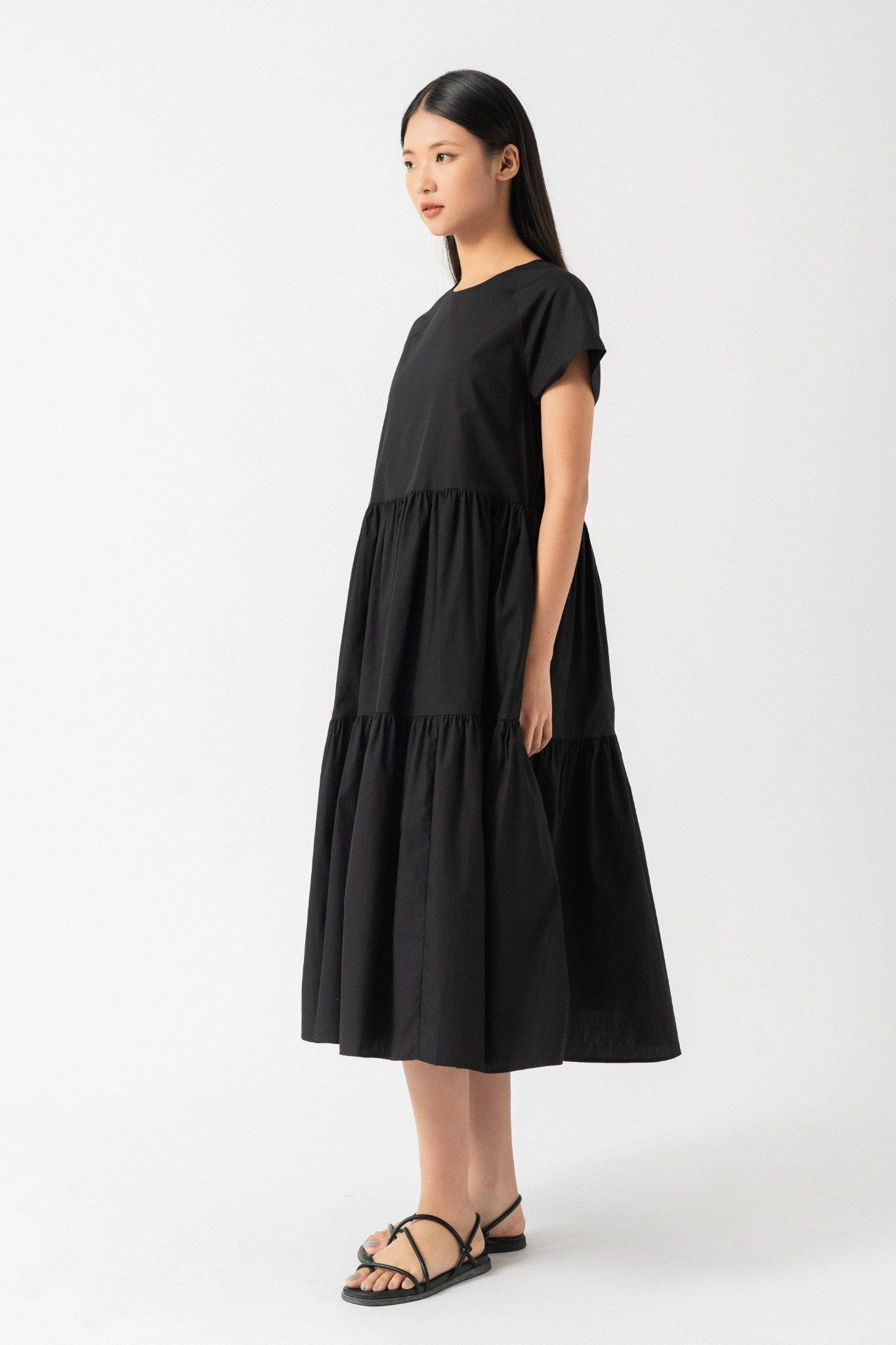  Đầm midi nữ poplin xếp tầng 