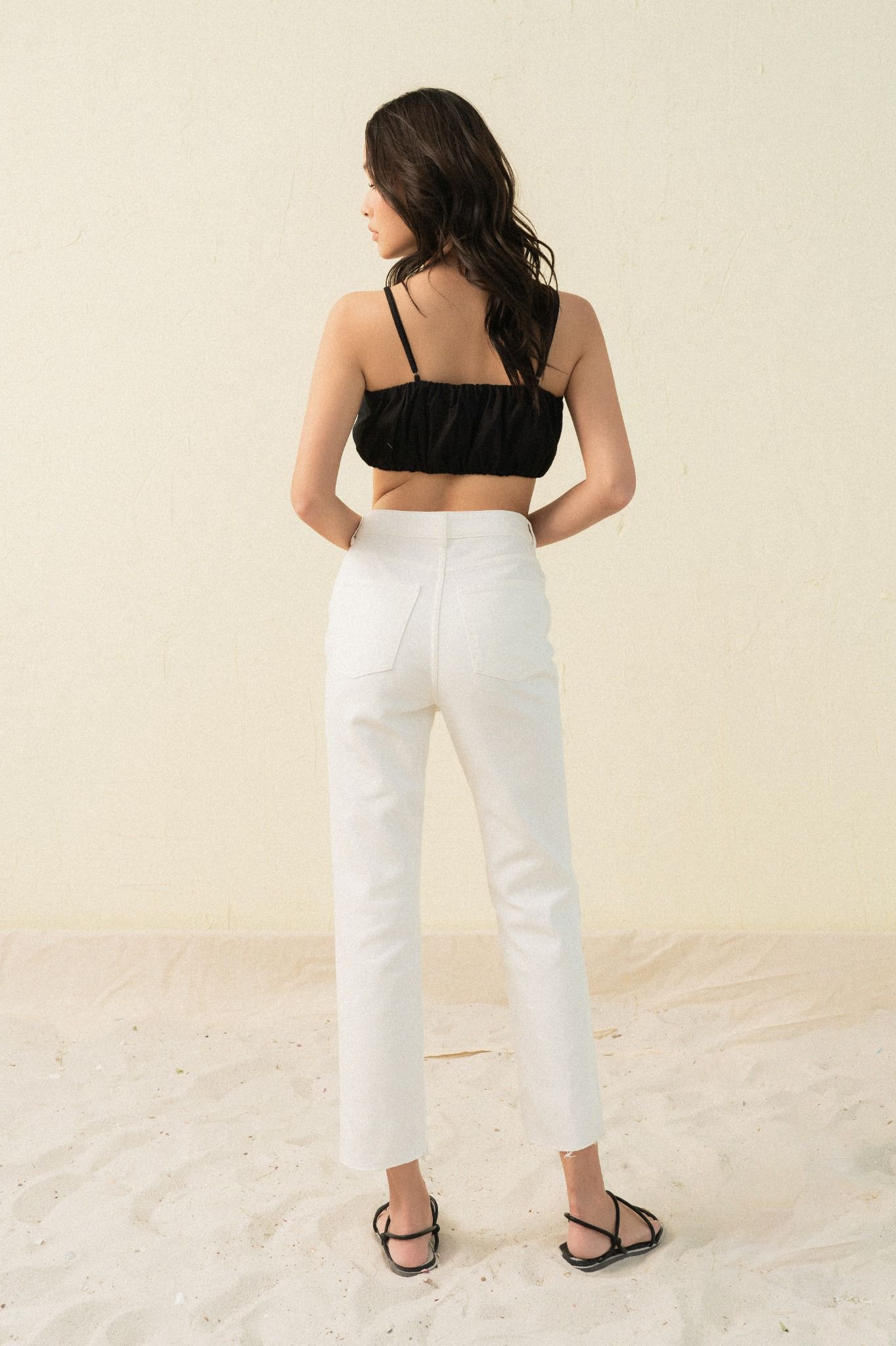  Quần Jeans nữ cạp cao dáng slim straight xỏa gấu 