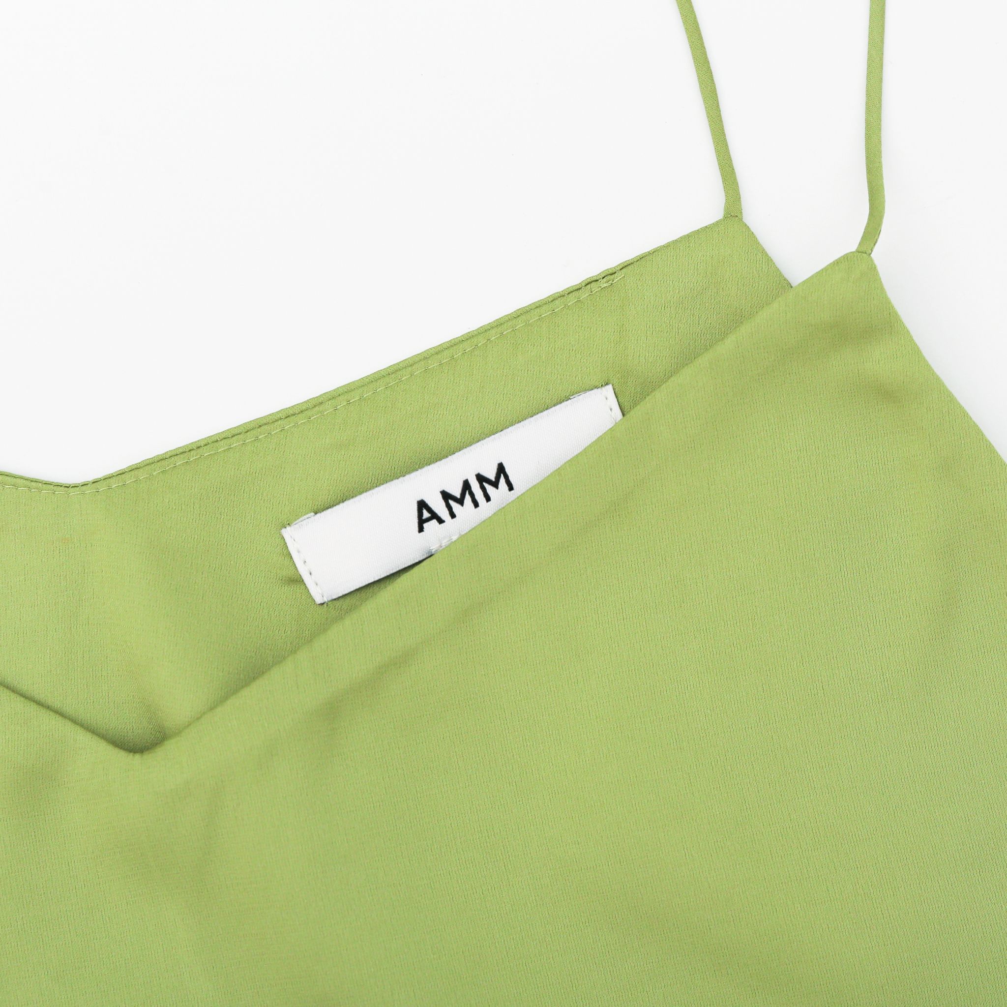  Áo 2 dây nữ cổ V vải satin 