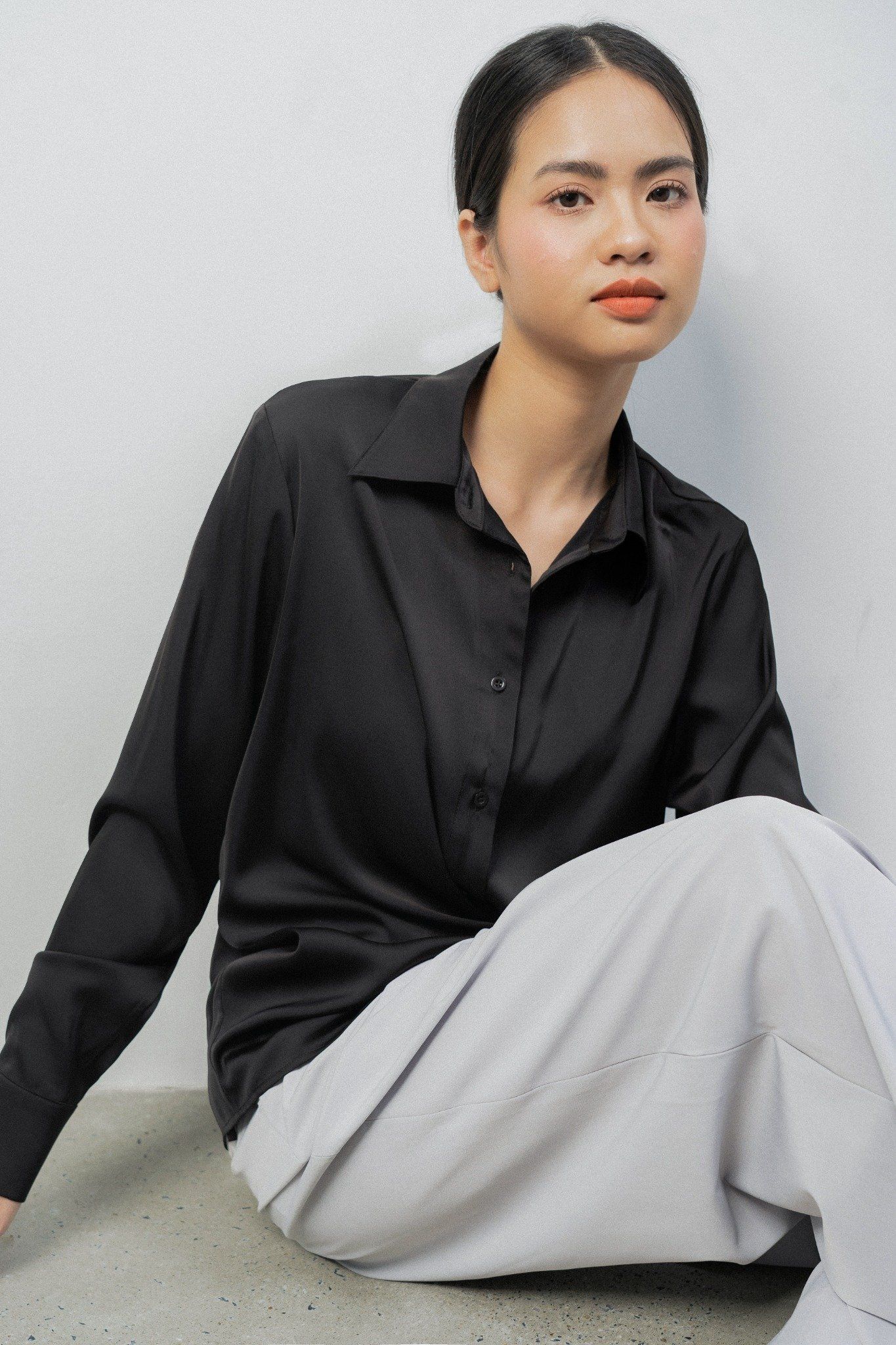  Áo sơ mi wrap nữ vải lụa satin 