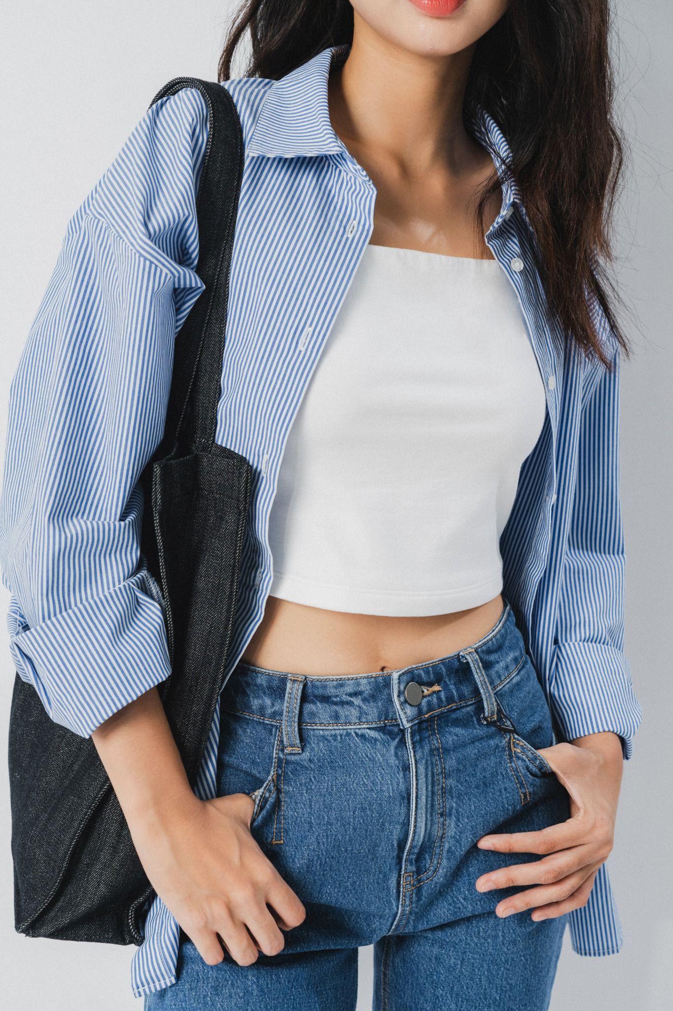  Áo sơ mi nữ vải kẻ poplin dáng relax 