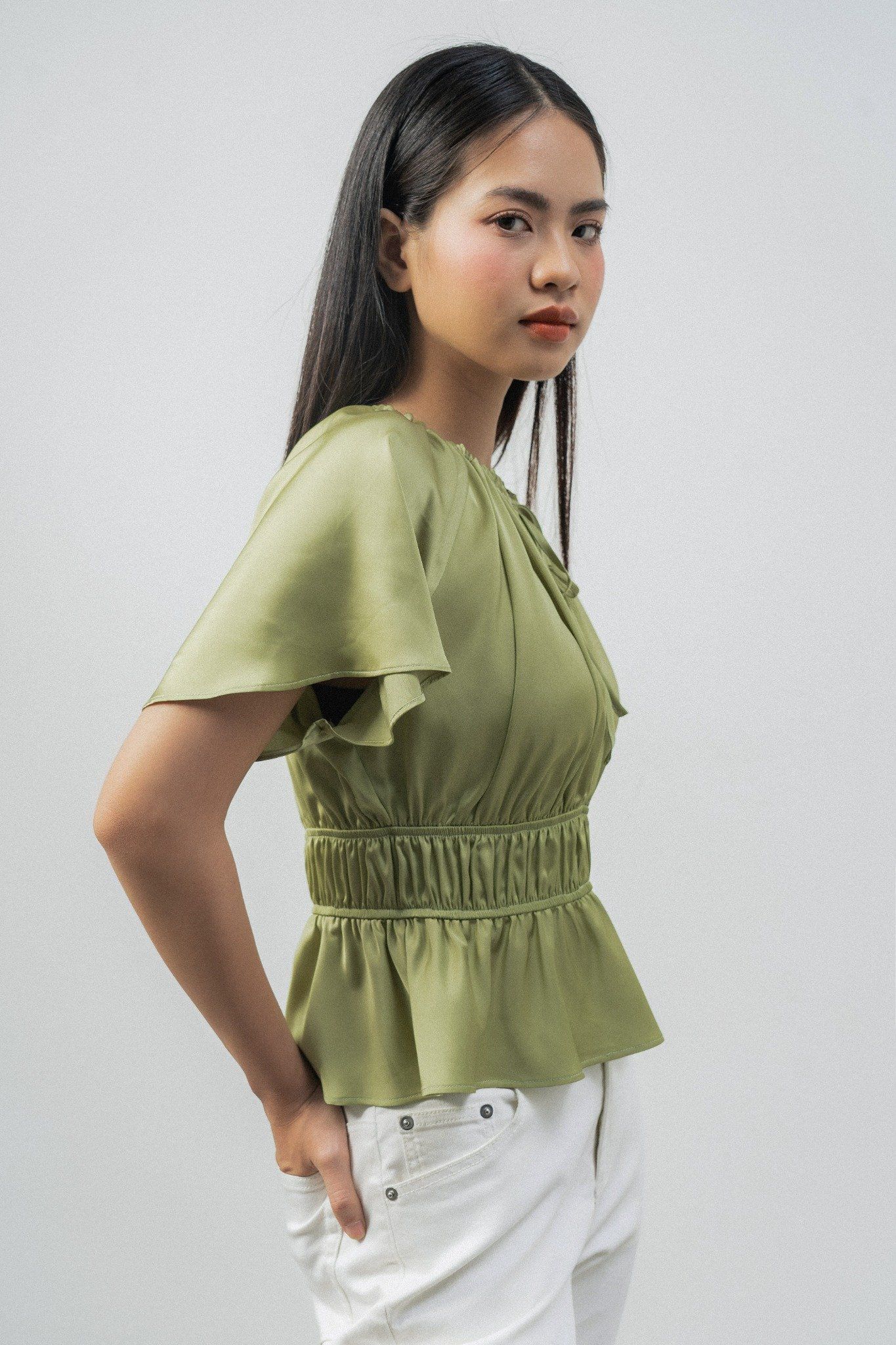  Áo nữ kiểu rút nhún vải lụa satin 