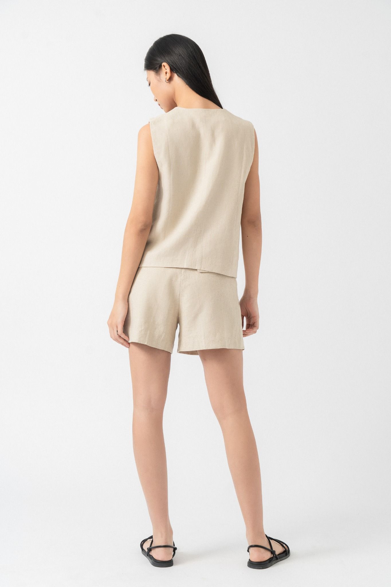  Quần shorts nữ vải linen 