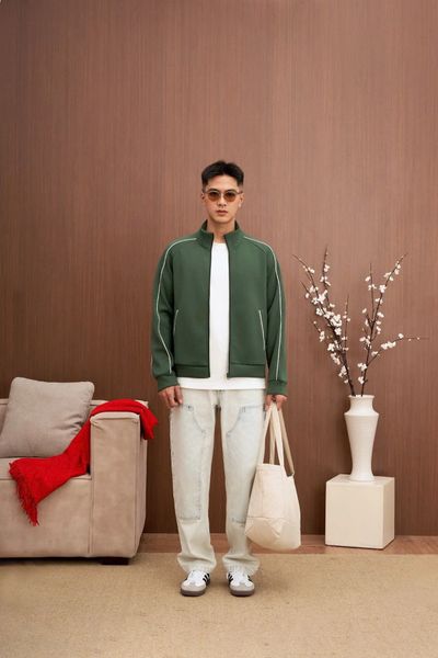  Áo khoác kéo khóa nam phối dây dệt 